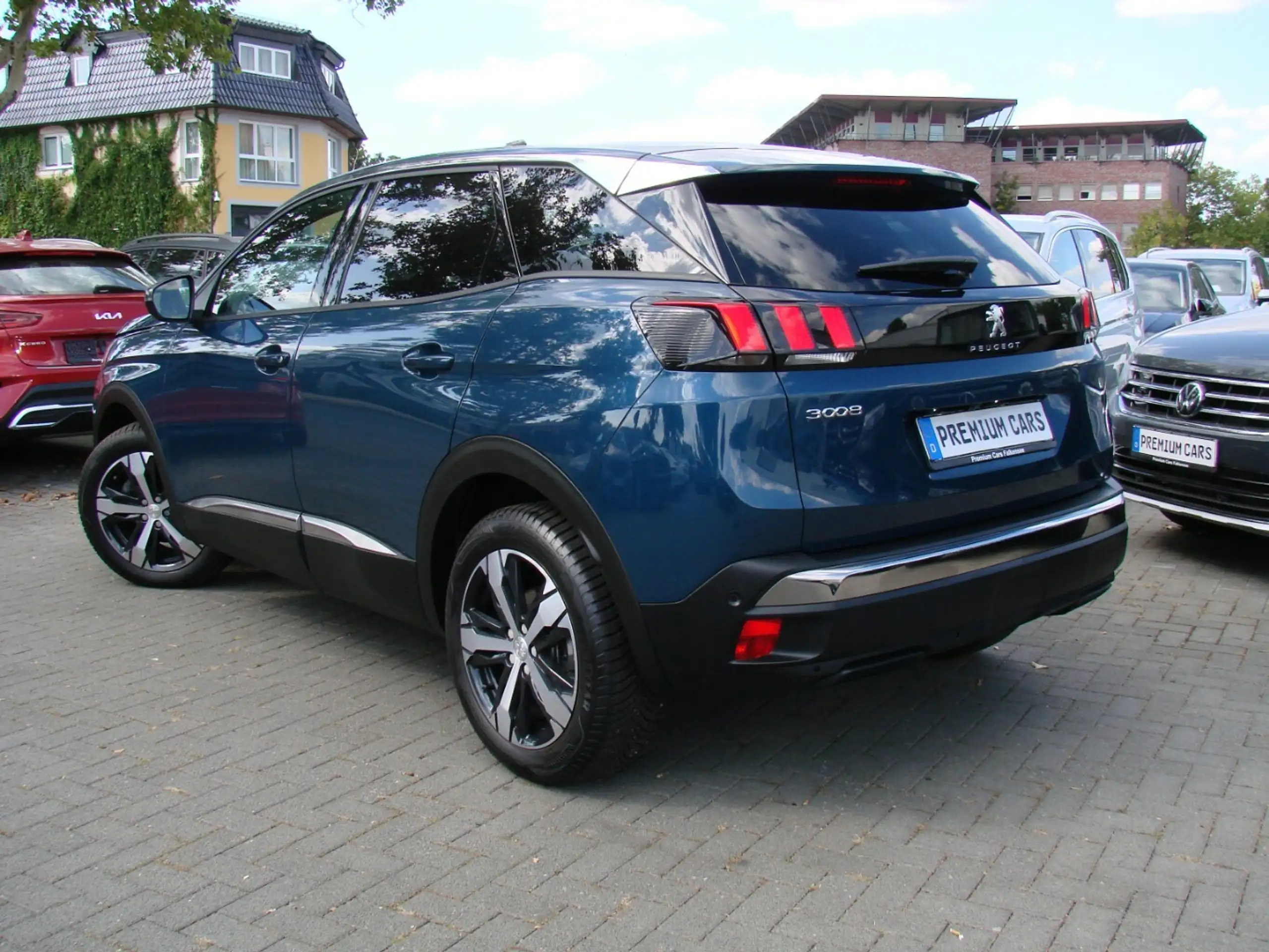 Peugeot - 3008