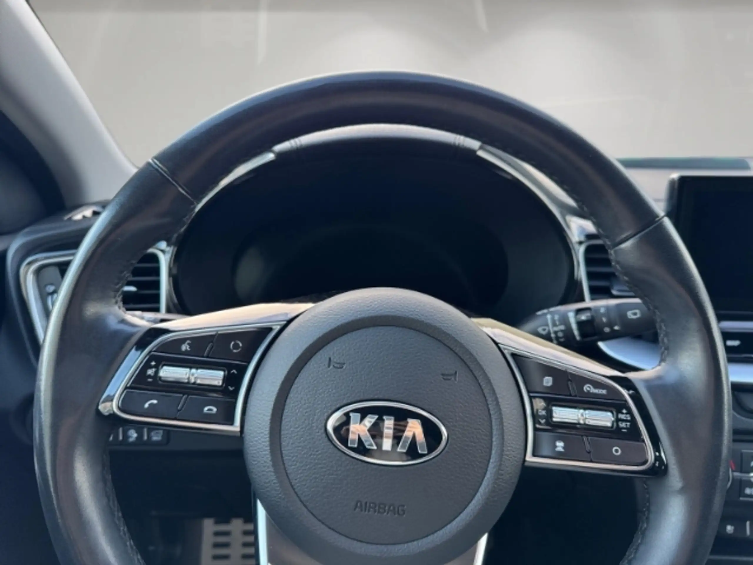 Kia - XCeed