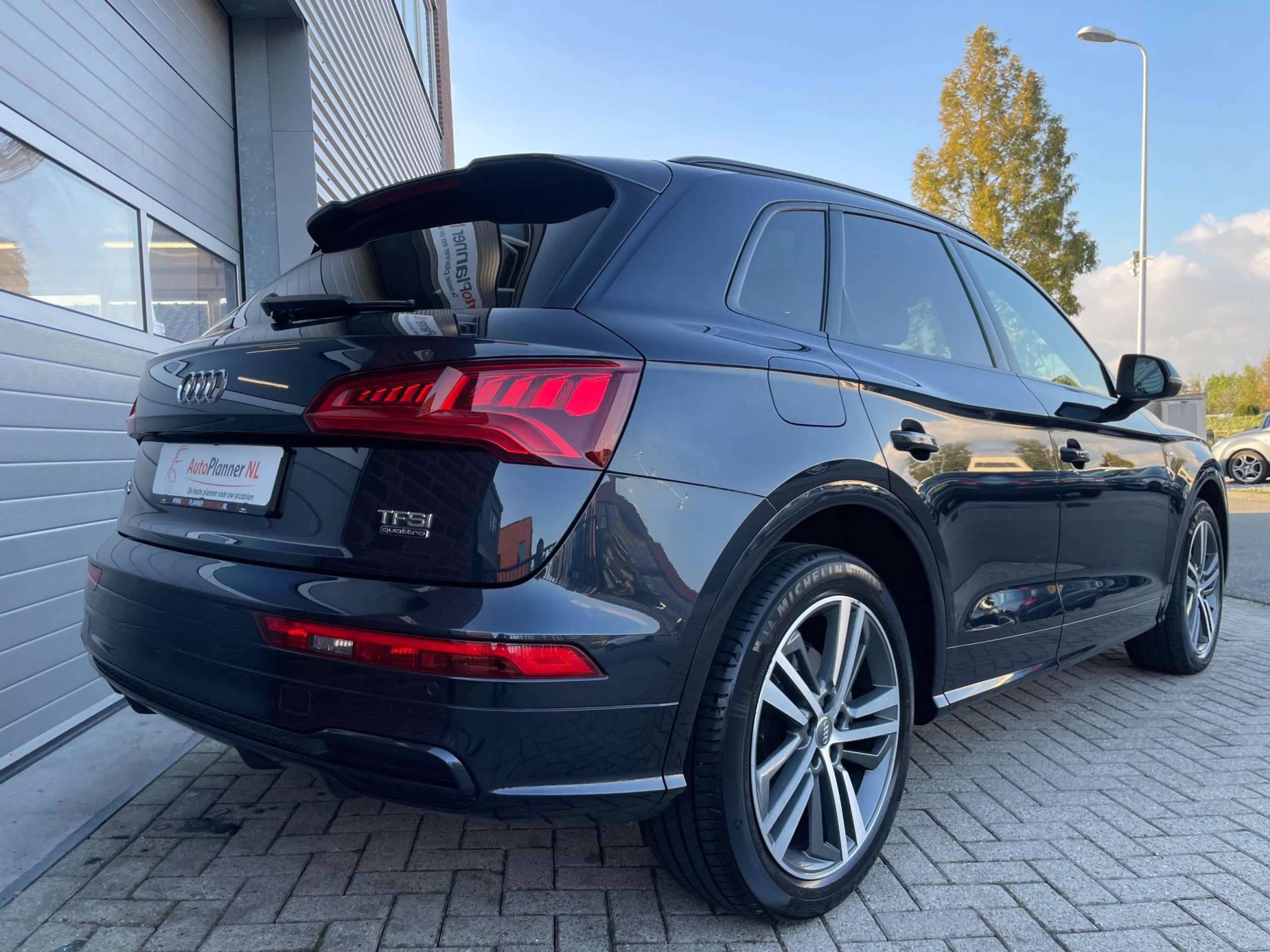 Audi - Q5