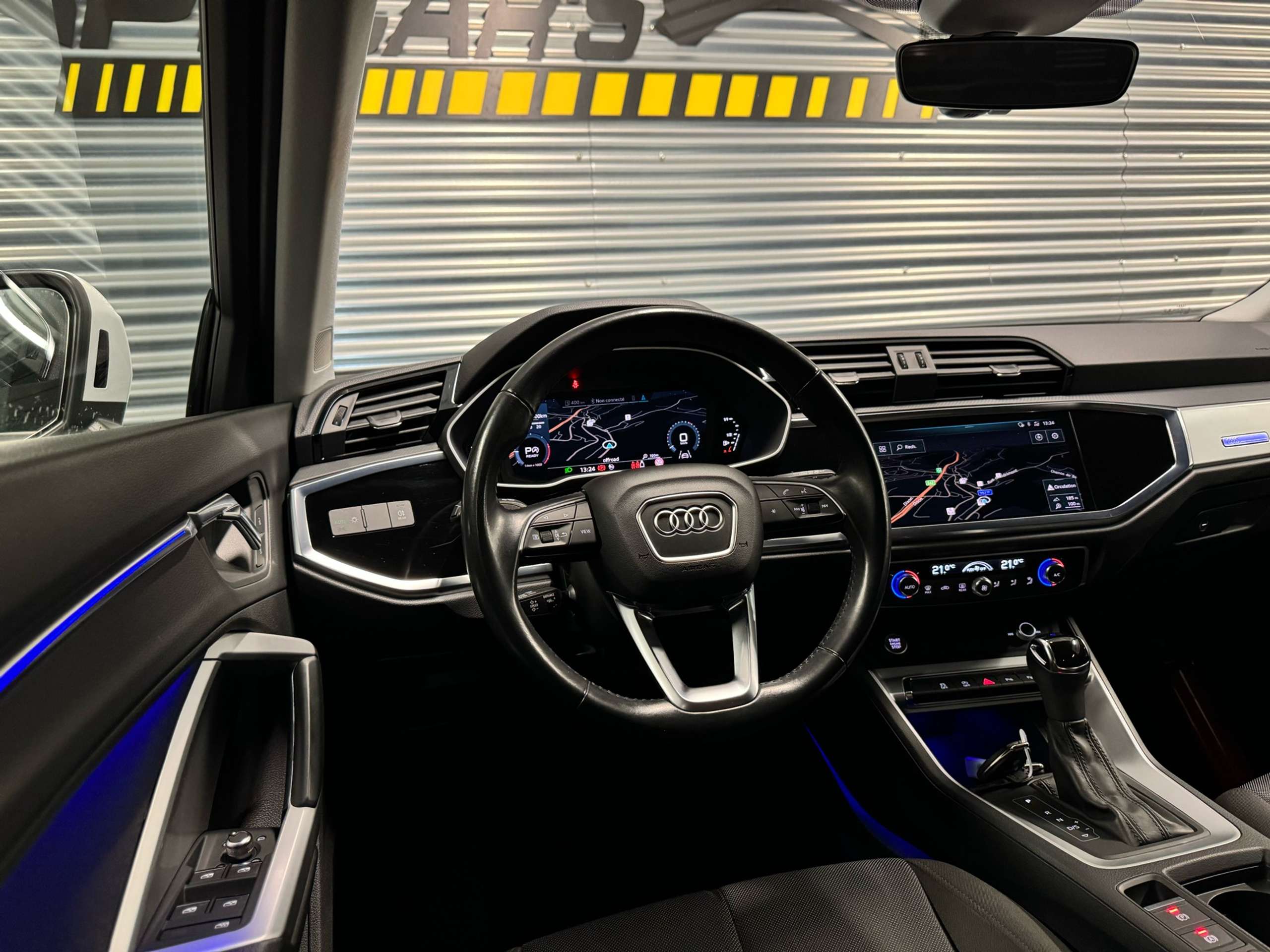 Audi - Q3