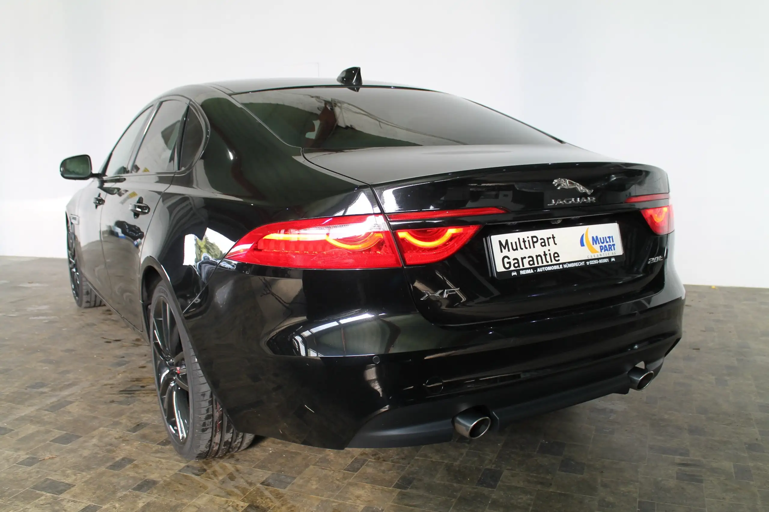 Jaguar - XF