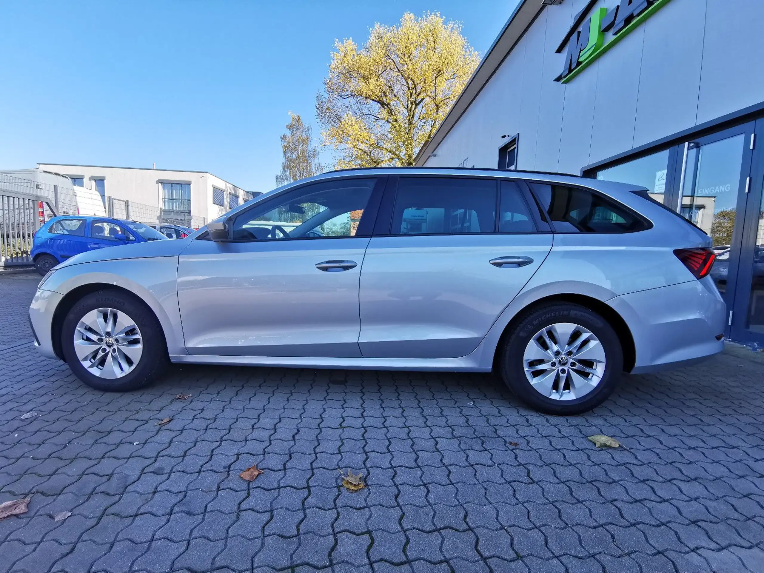 Skoda - Octavia