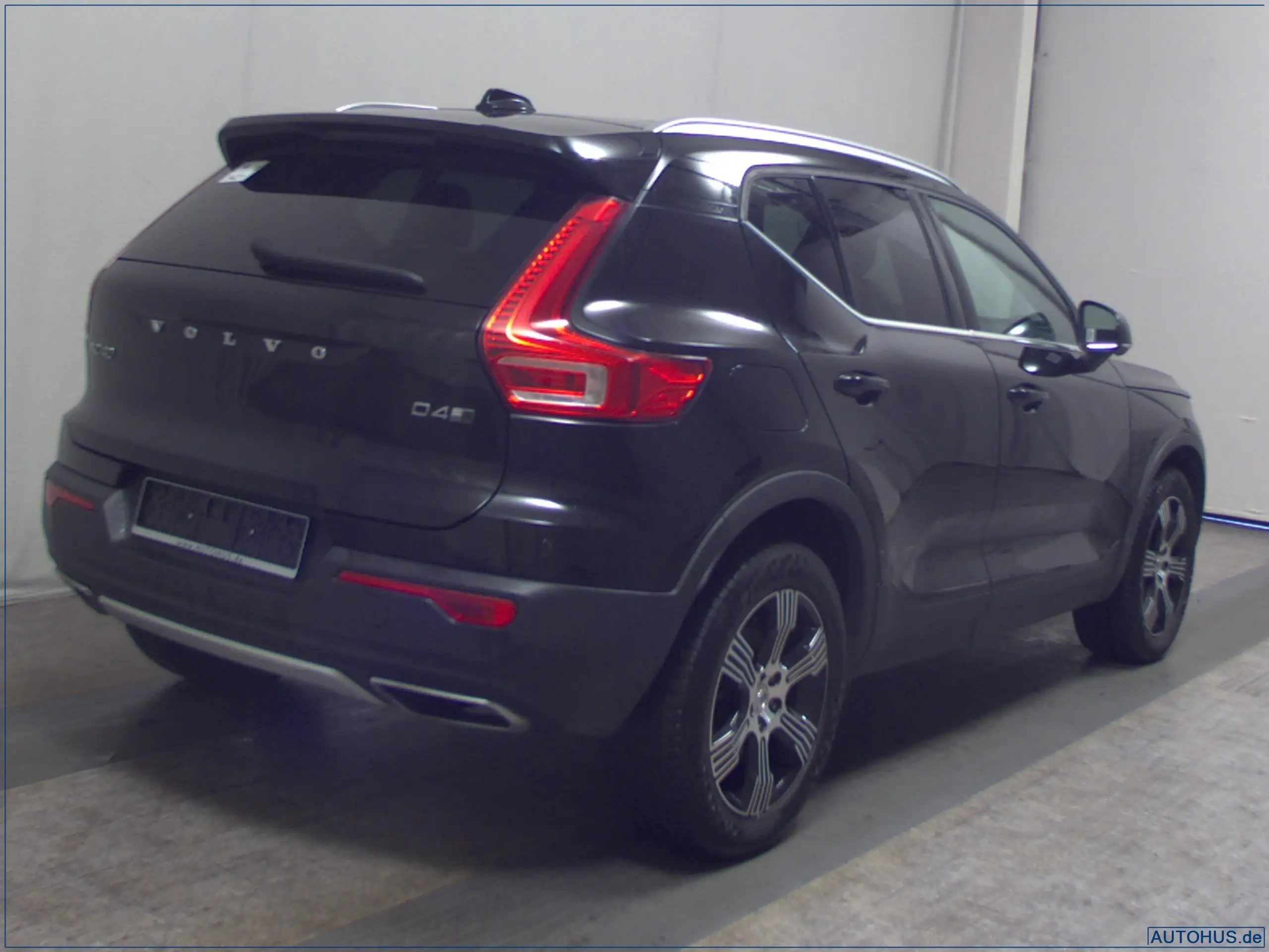 Volvo - XC40