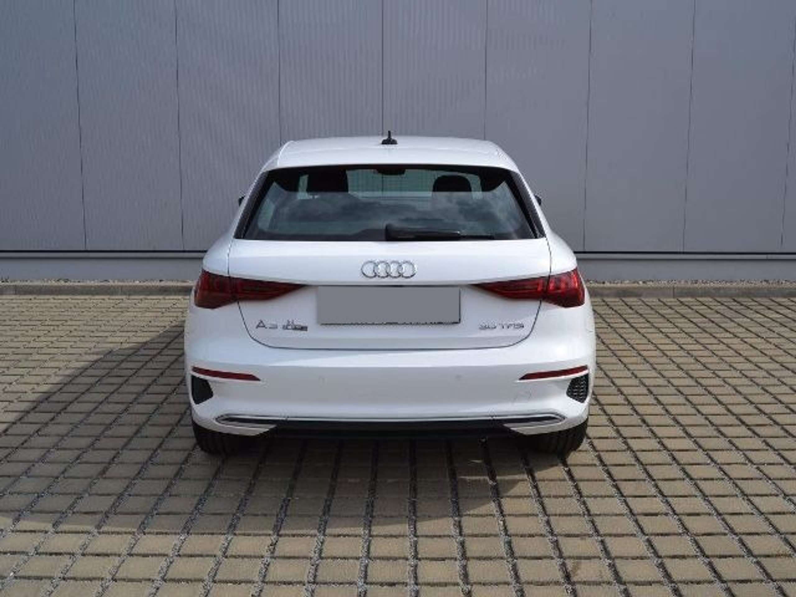 Audi - A3