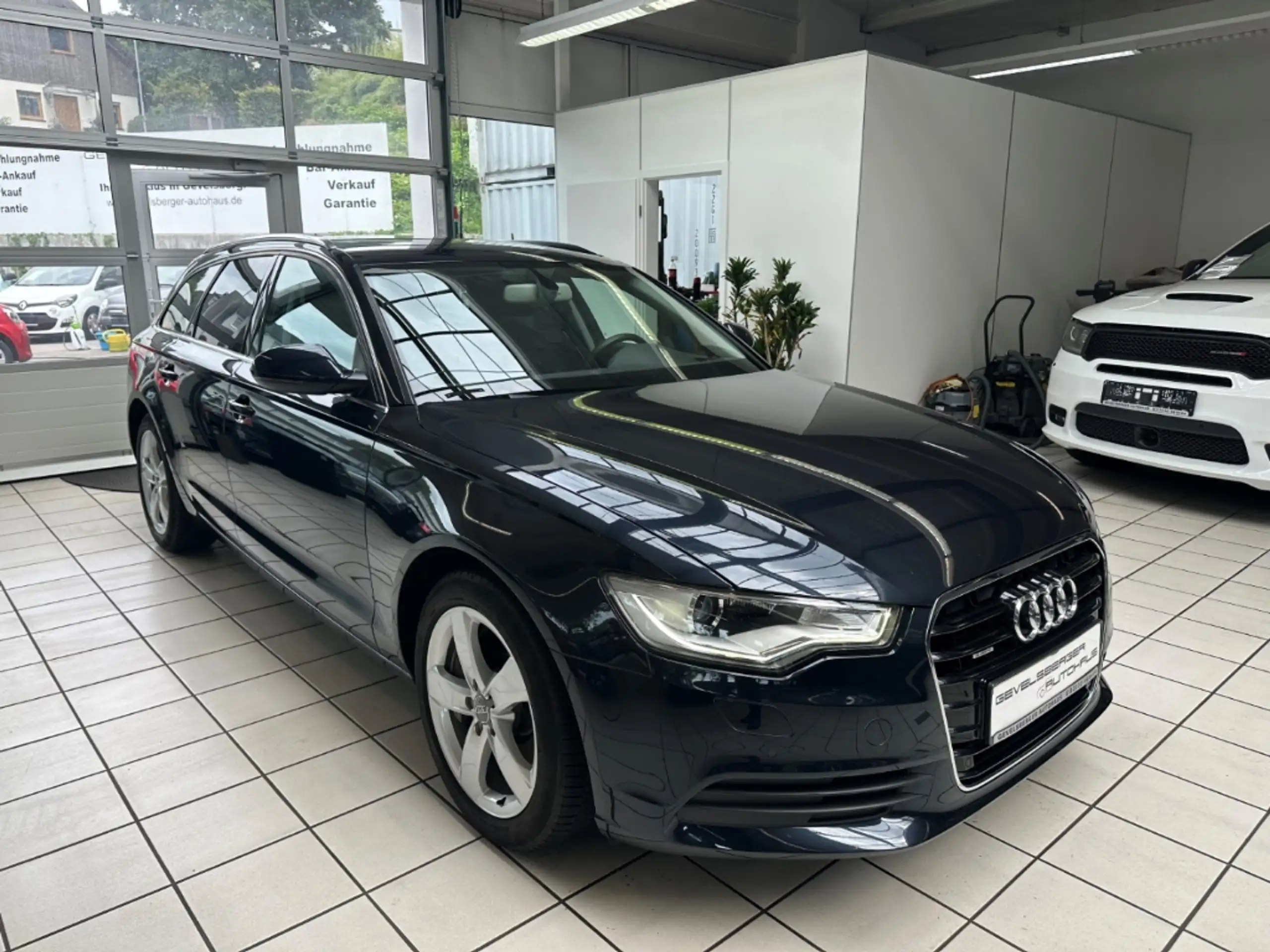 Audi - A6