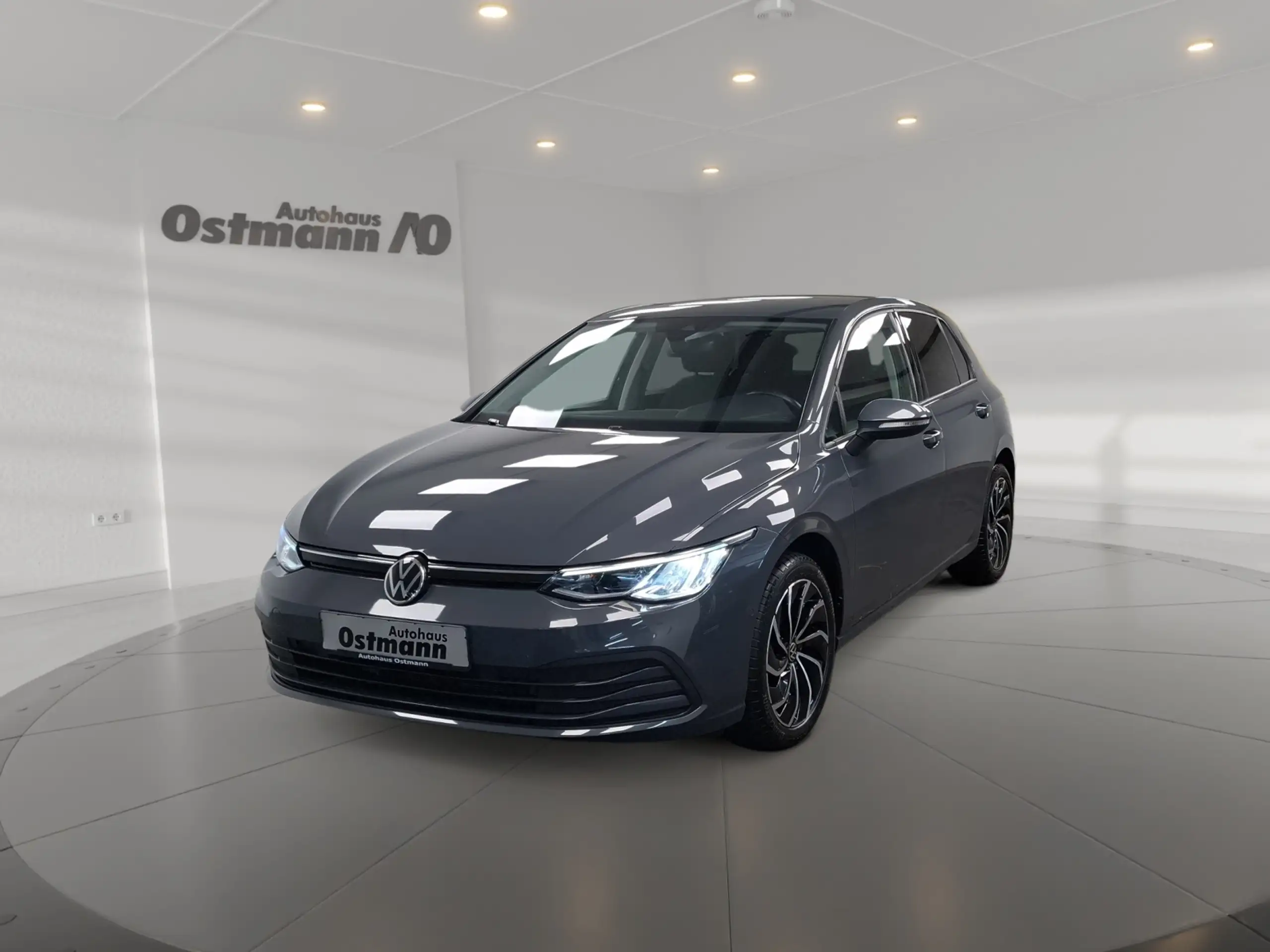 Volkswagen - Golf