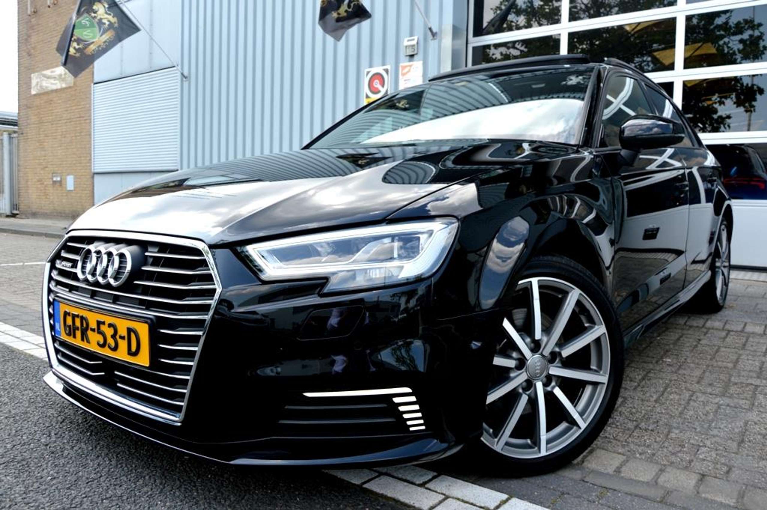 Audi - A3