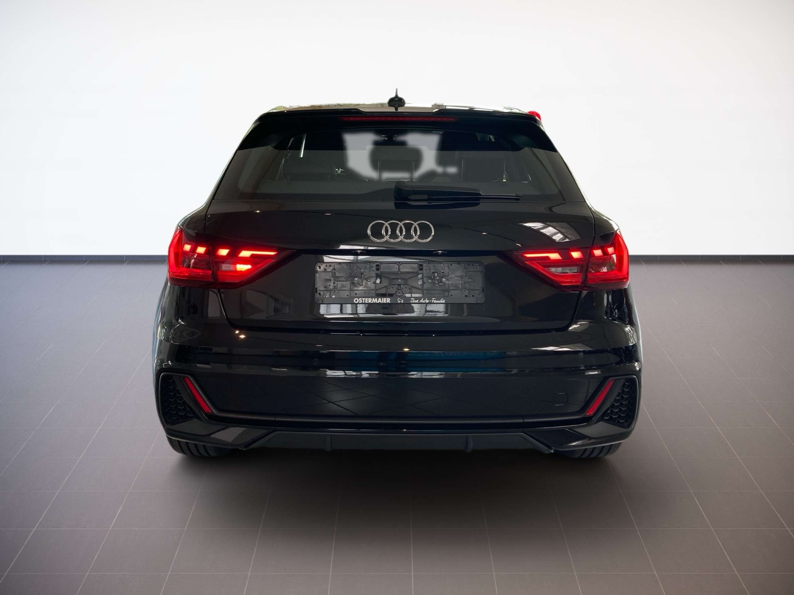 Audi - A1