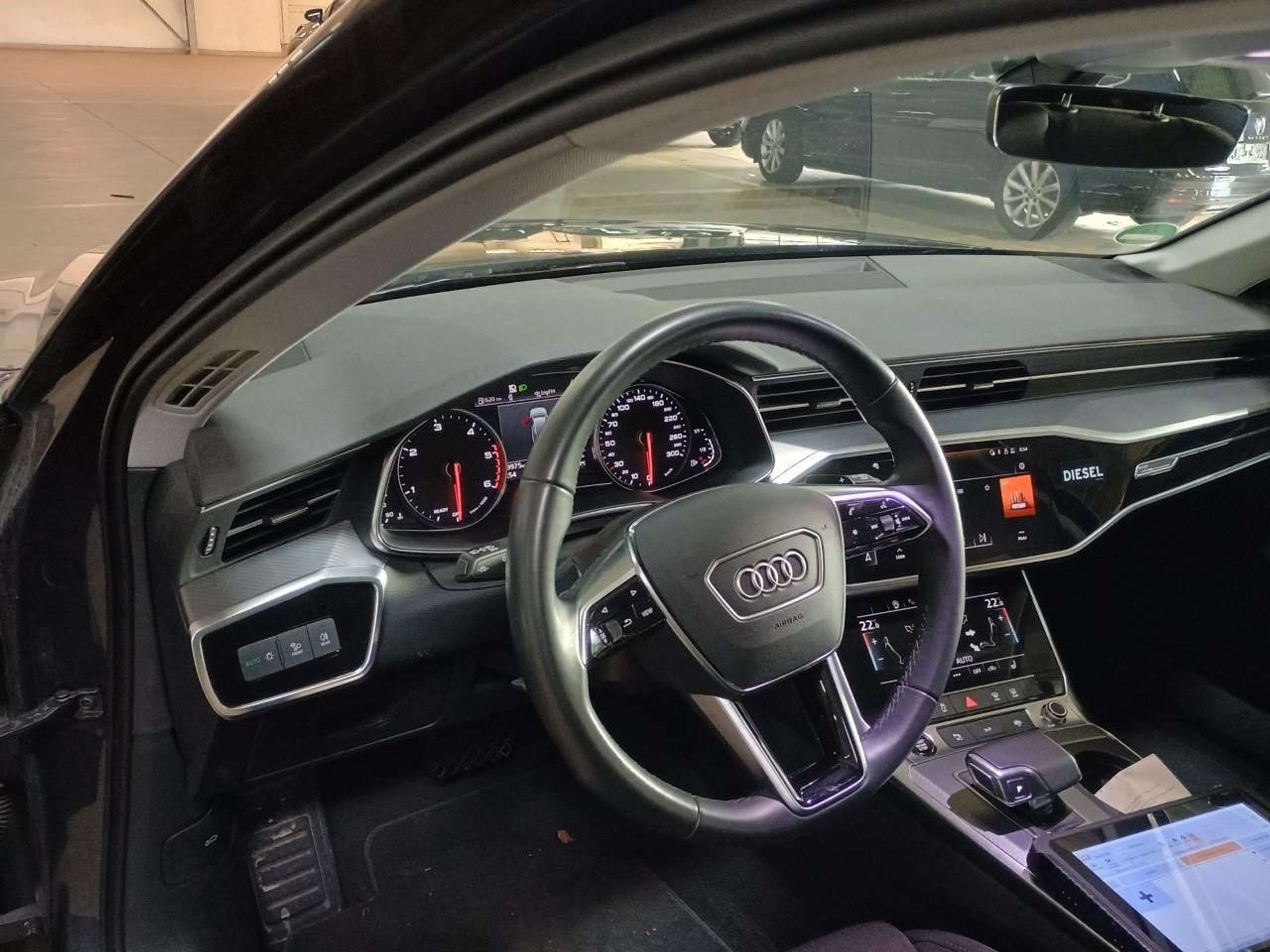 Audi - A6