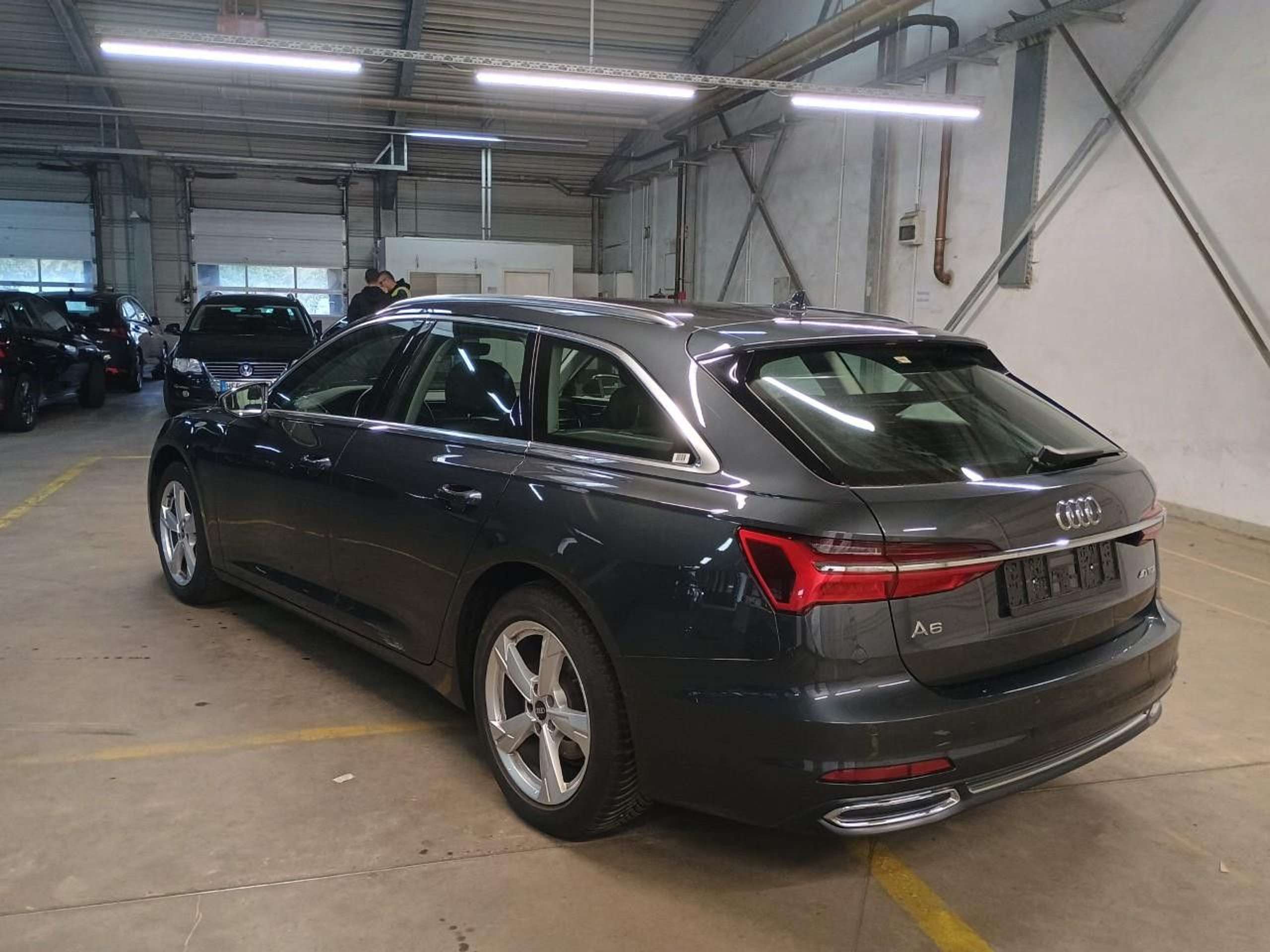 Audi - A6