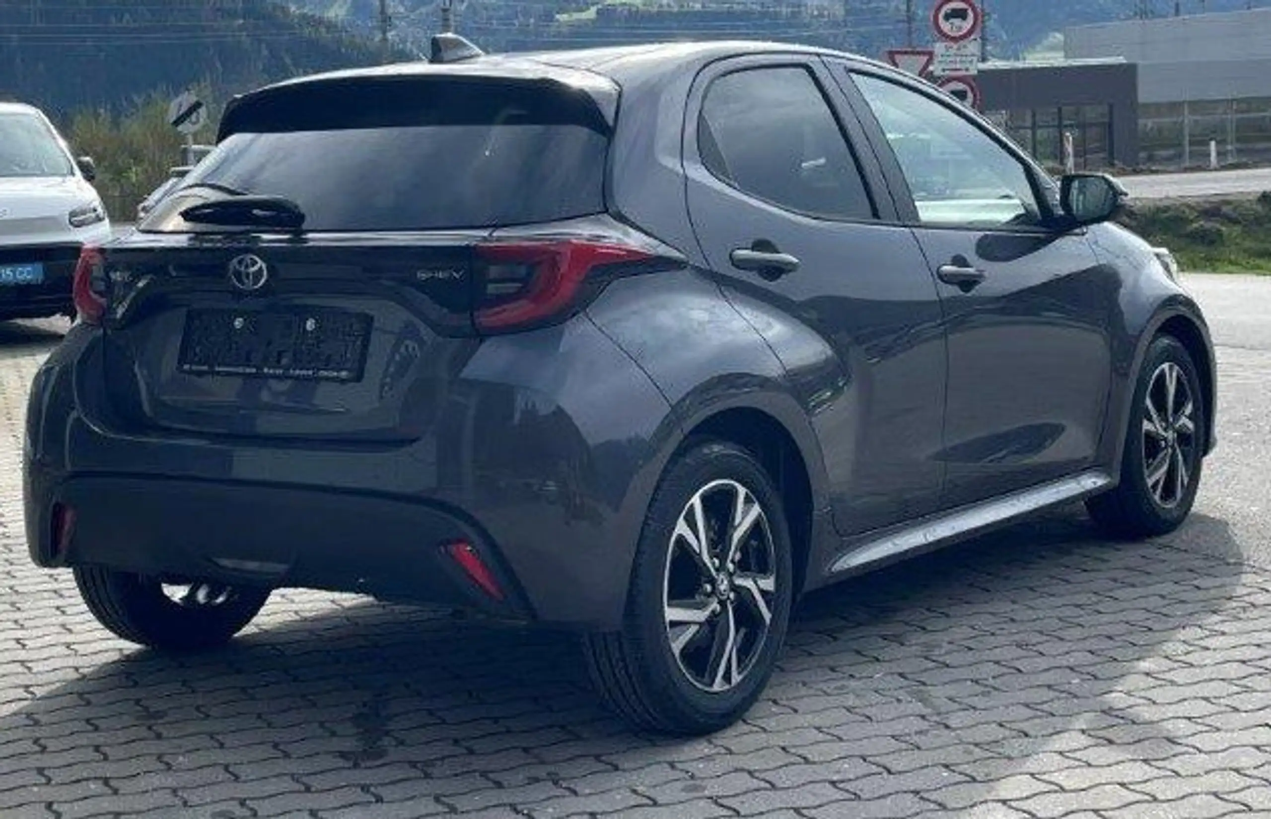 Toyota - Yaris