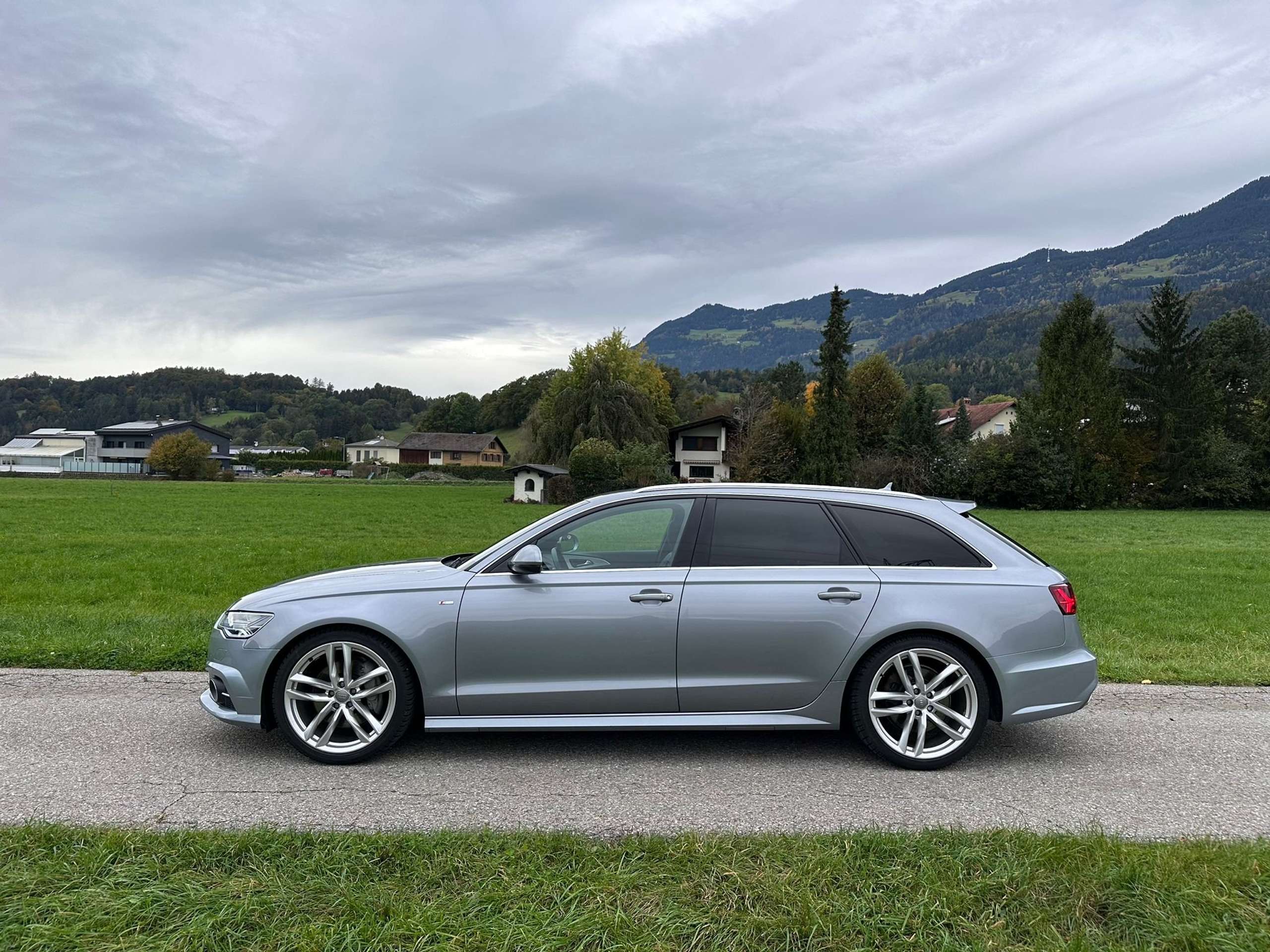 Audi - A6