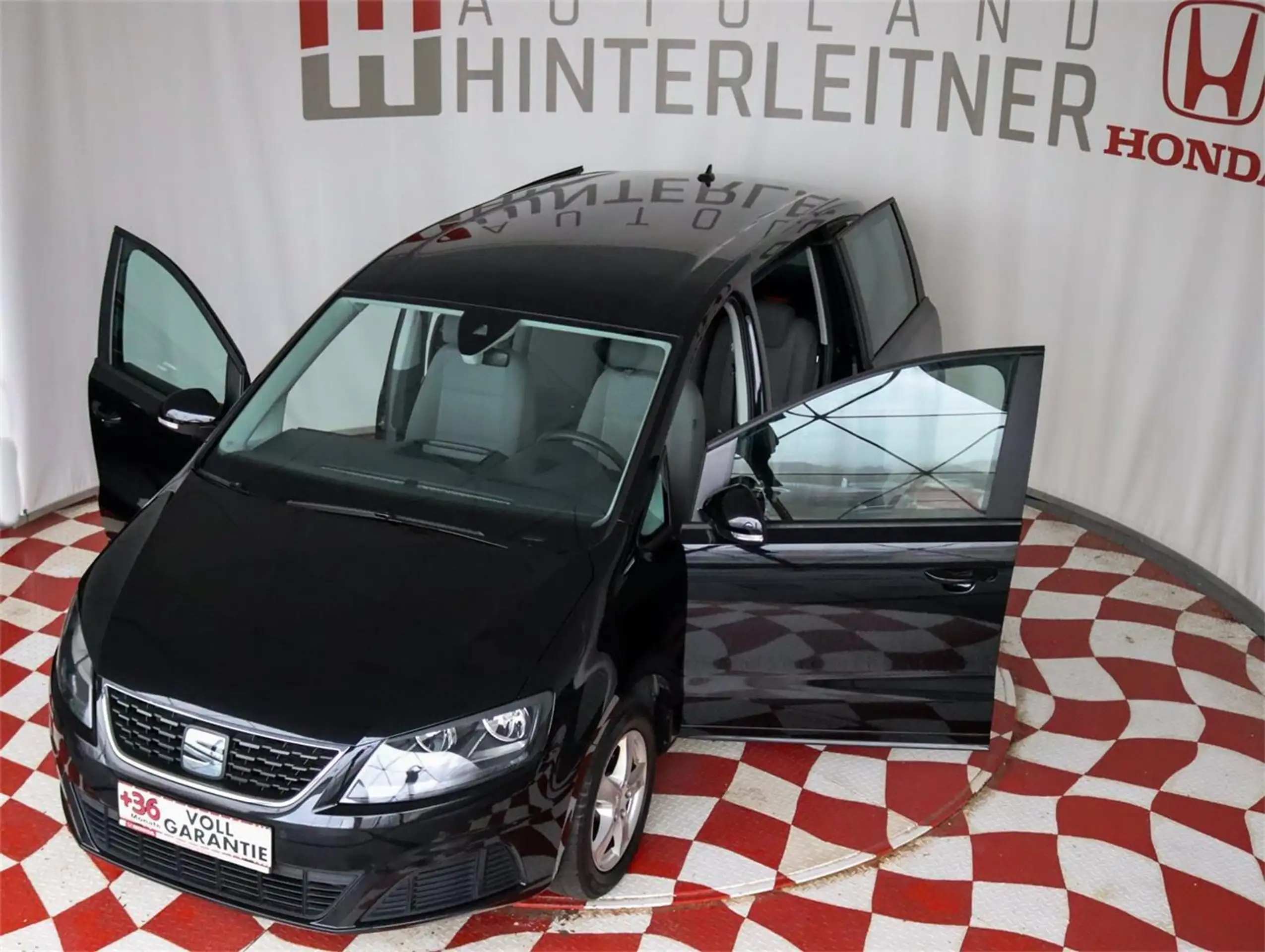 SEAT - Alhambra