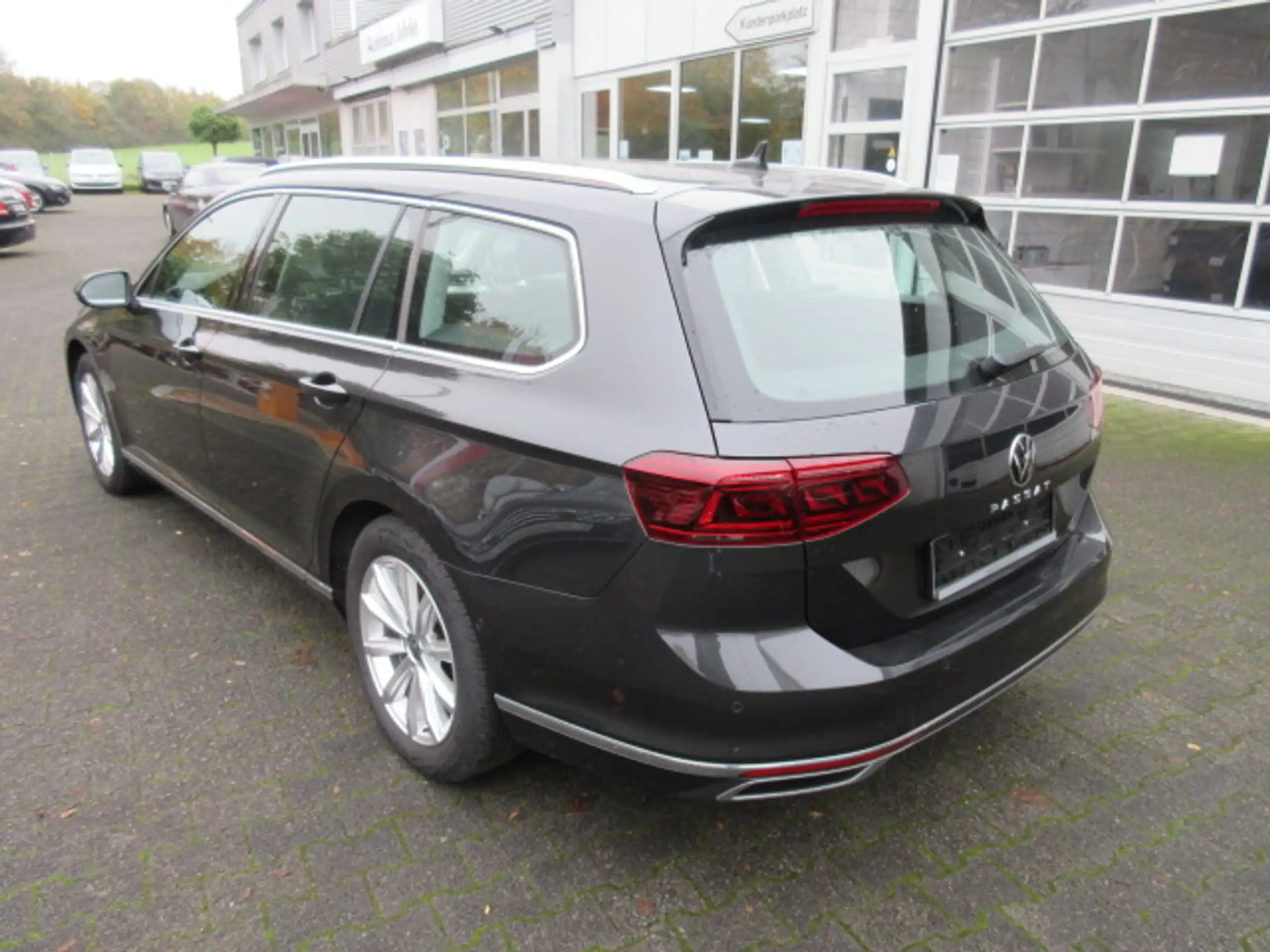 Volkswagen - Passat Variant