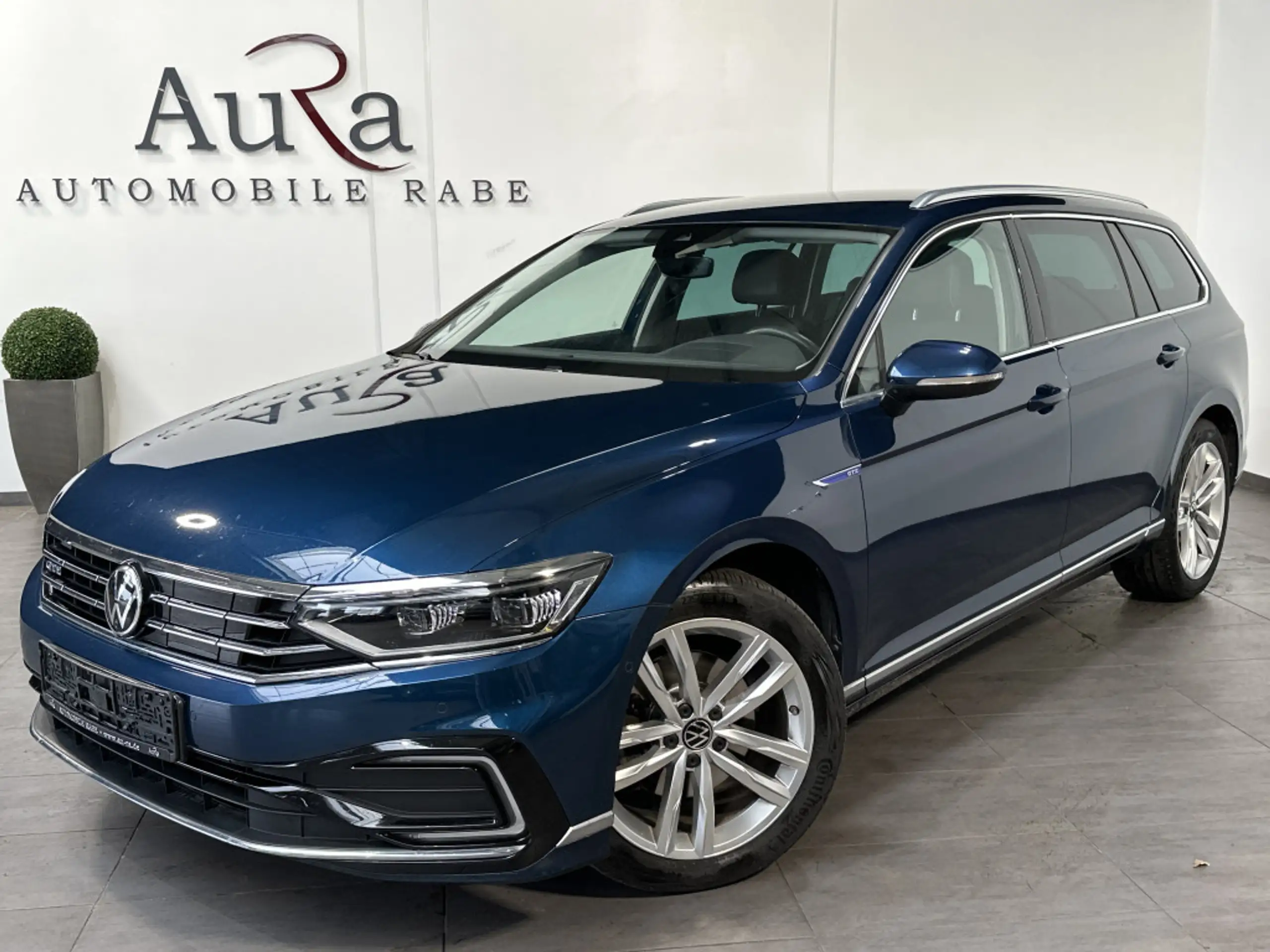 Volkswagen - Passat