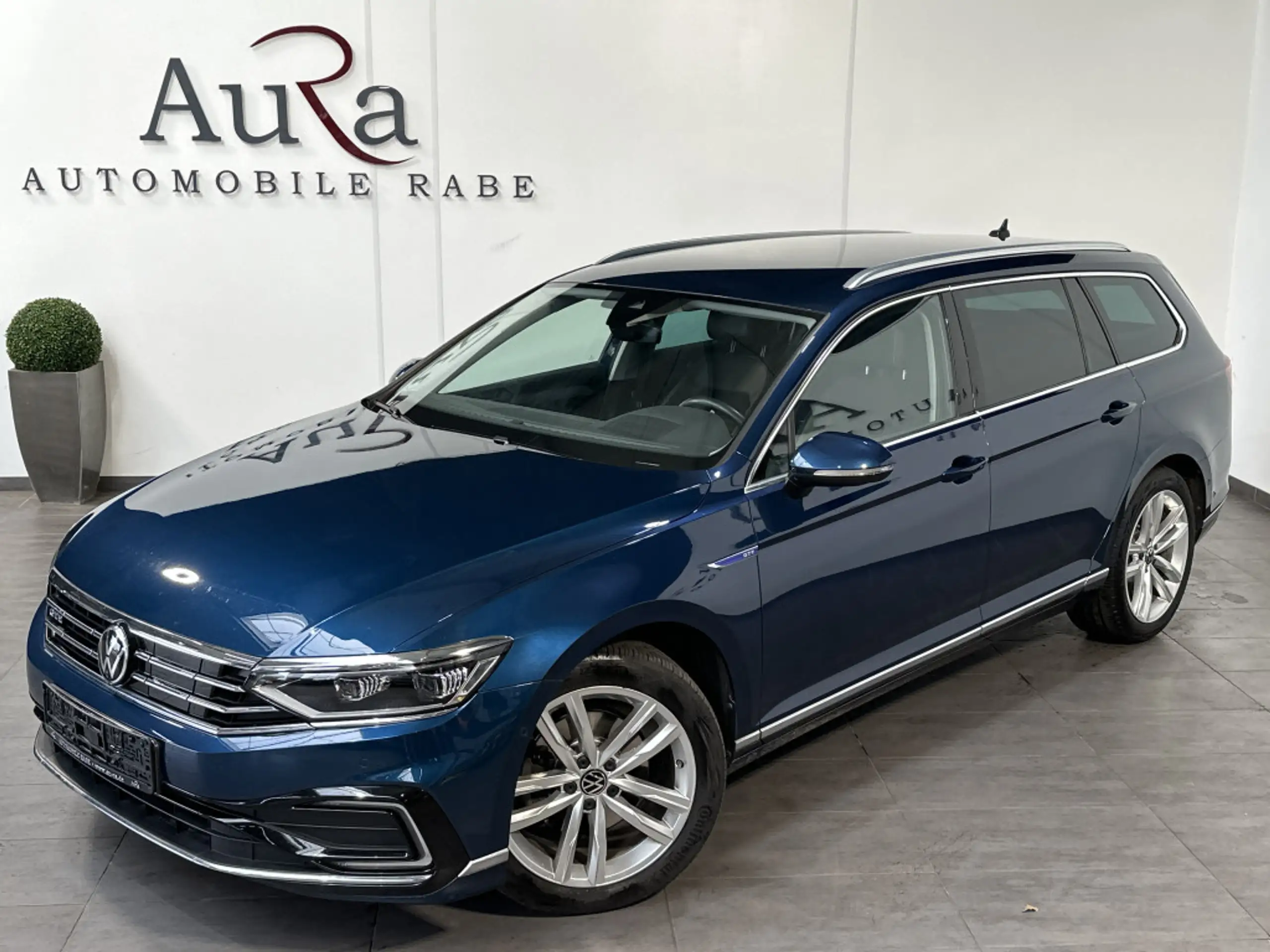 Volkswagen - Passat