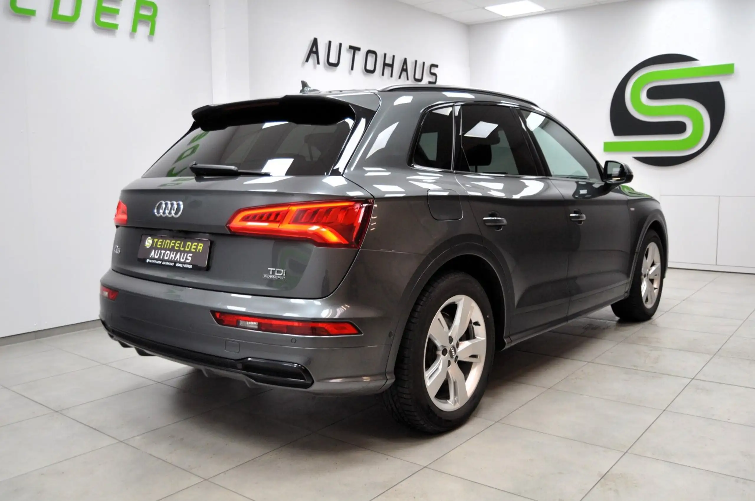 Audi - Q5