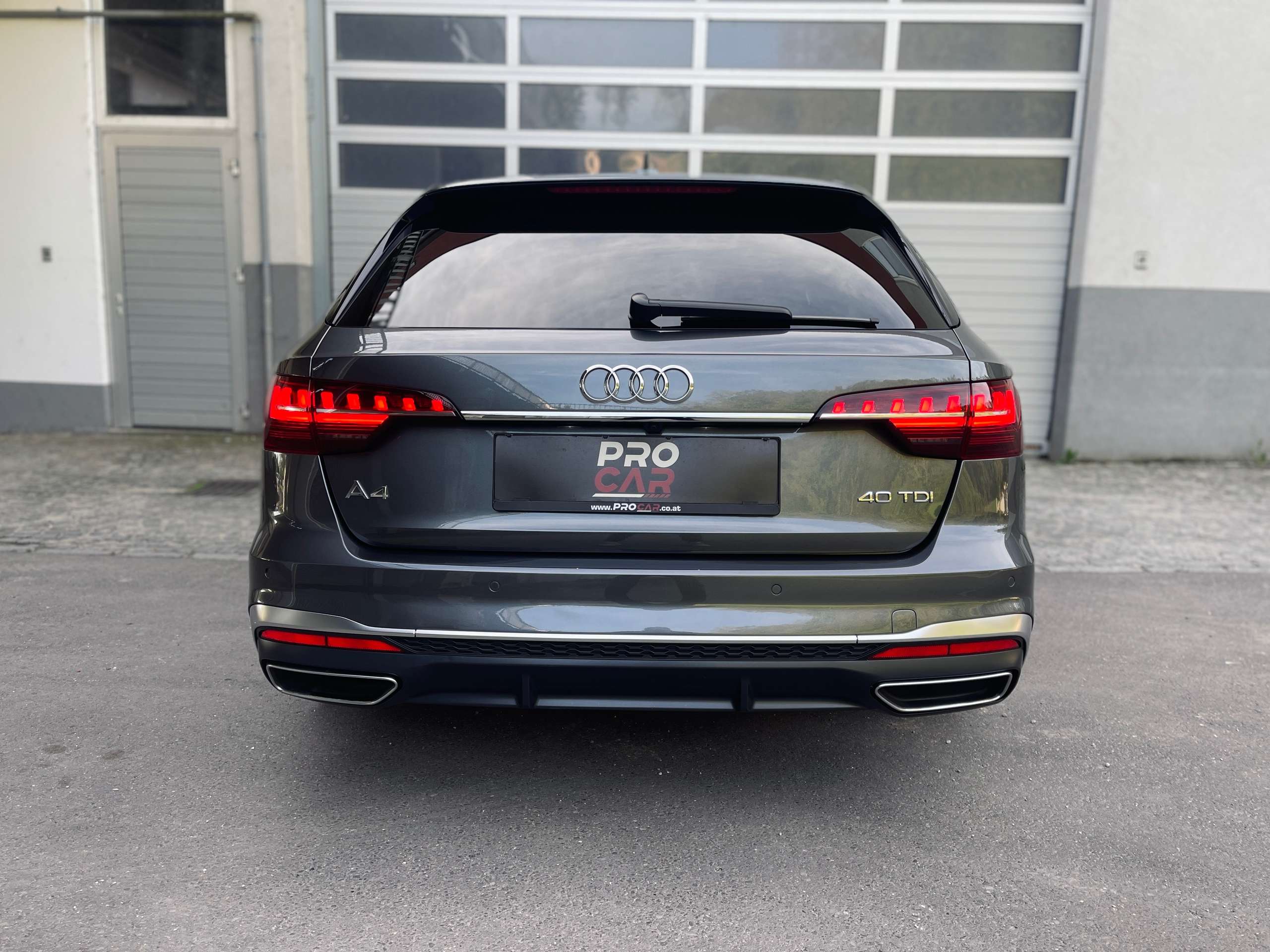 Audi - A4