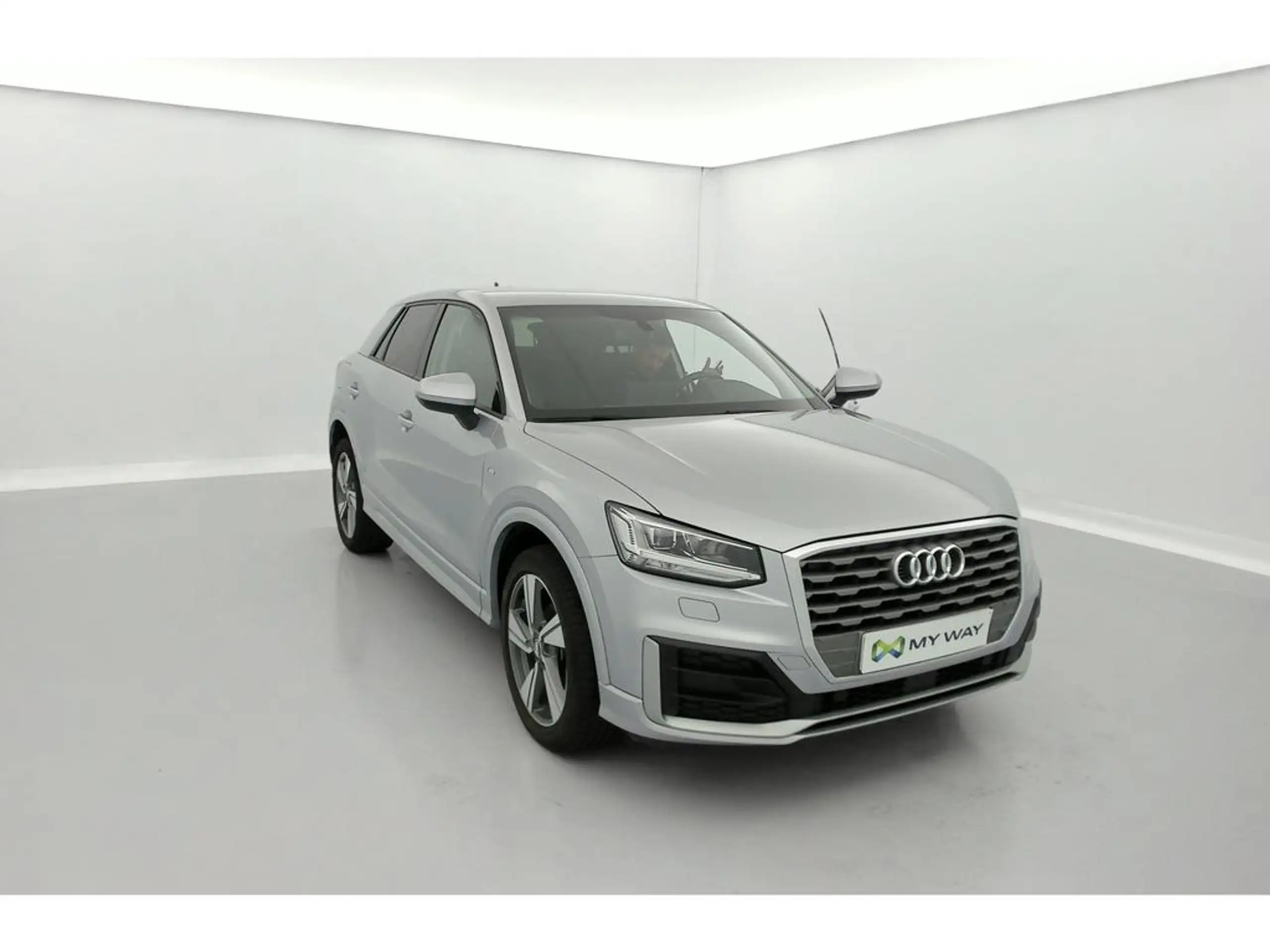 Audi - Q2