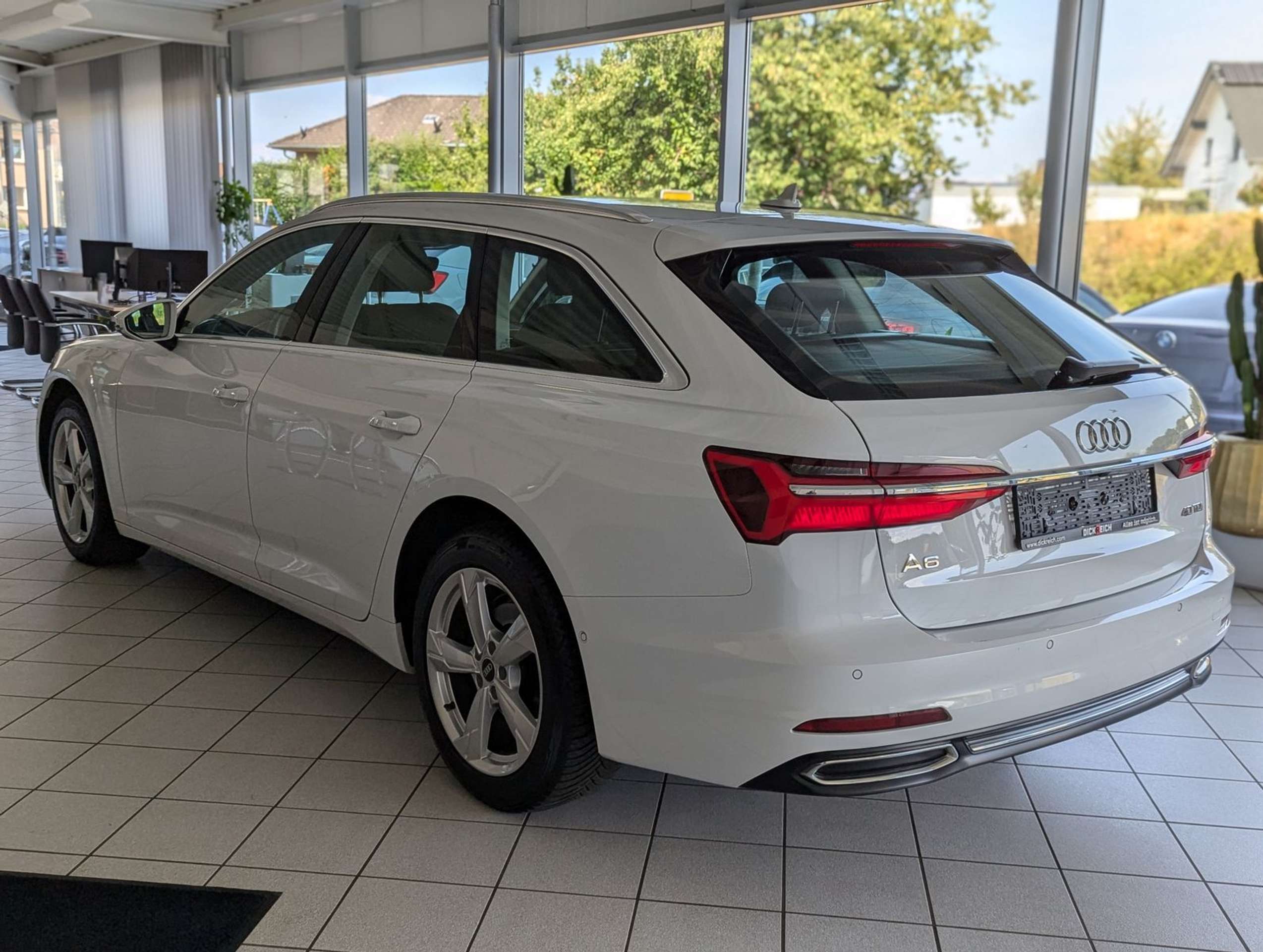 Audi - A6