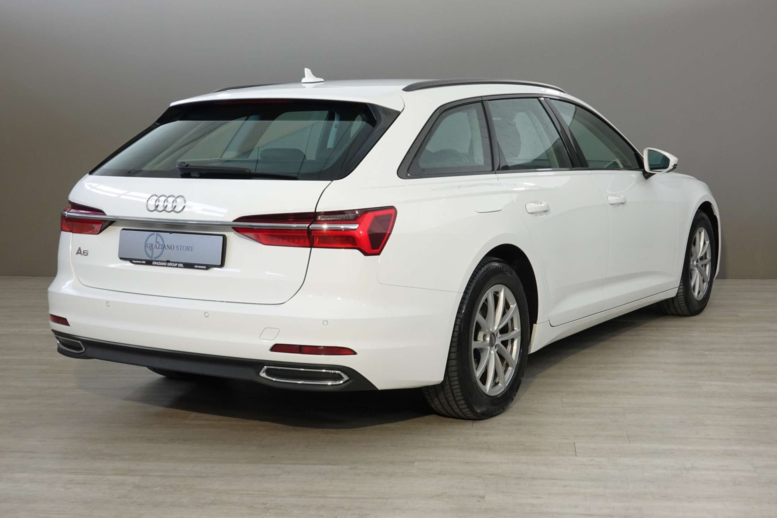 Audi - A6