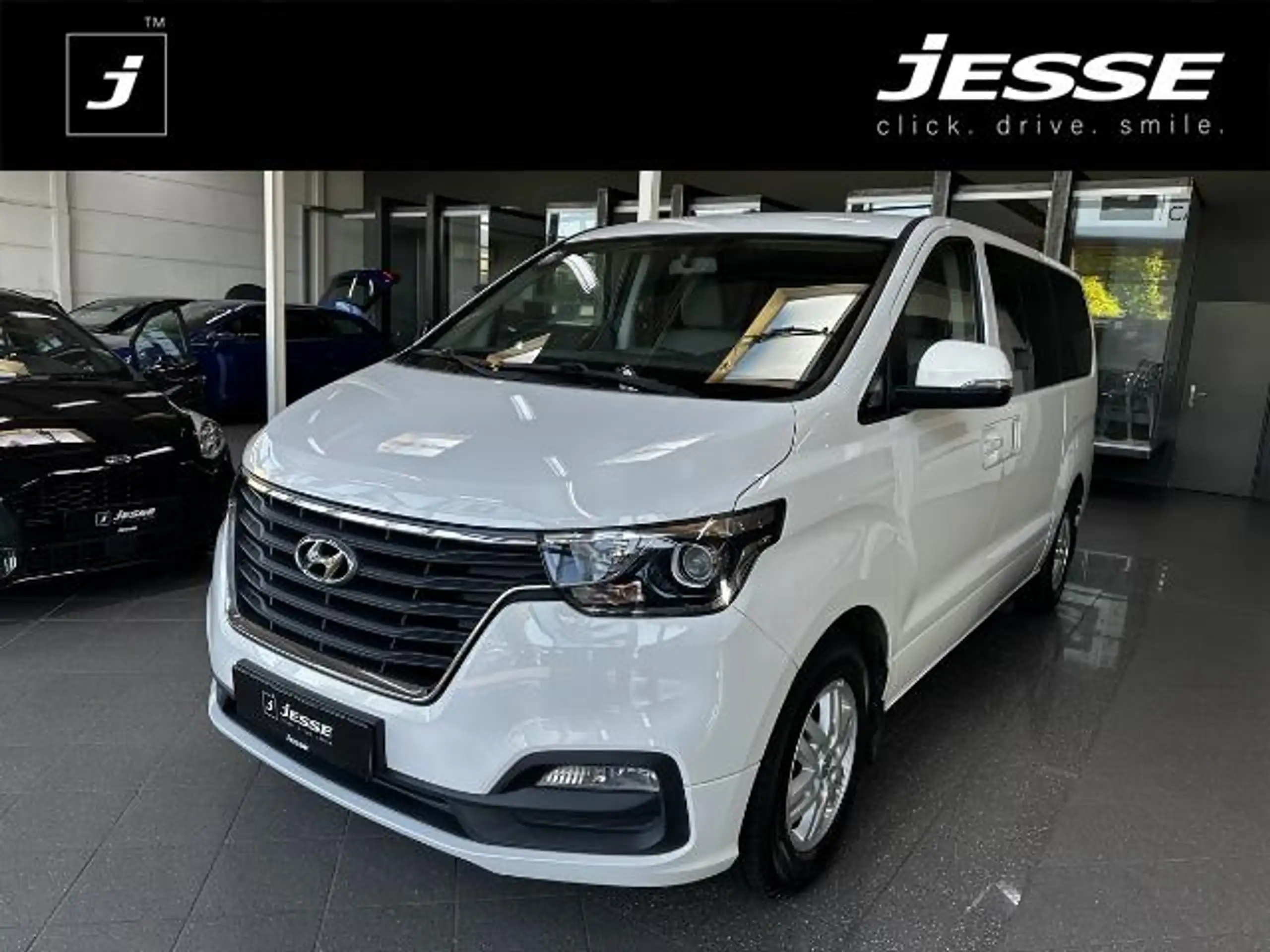 Hyundai H-1 2019