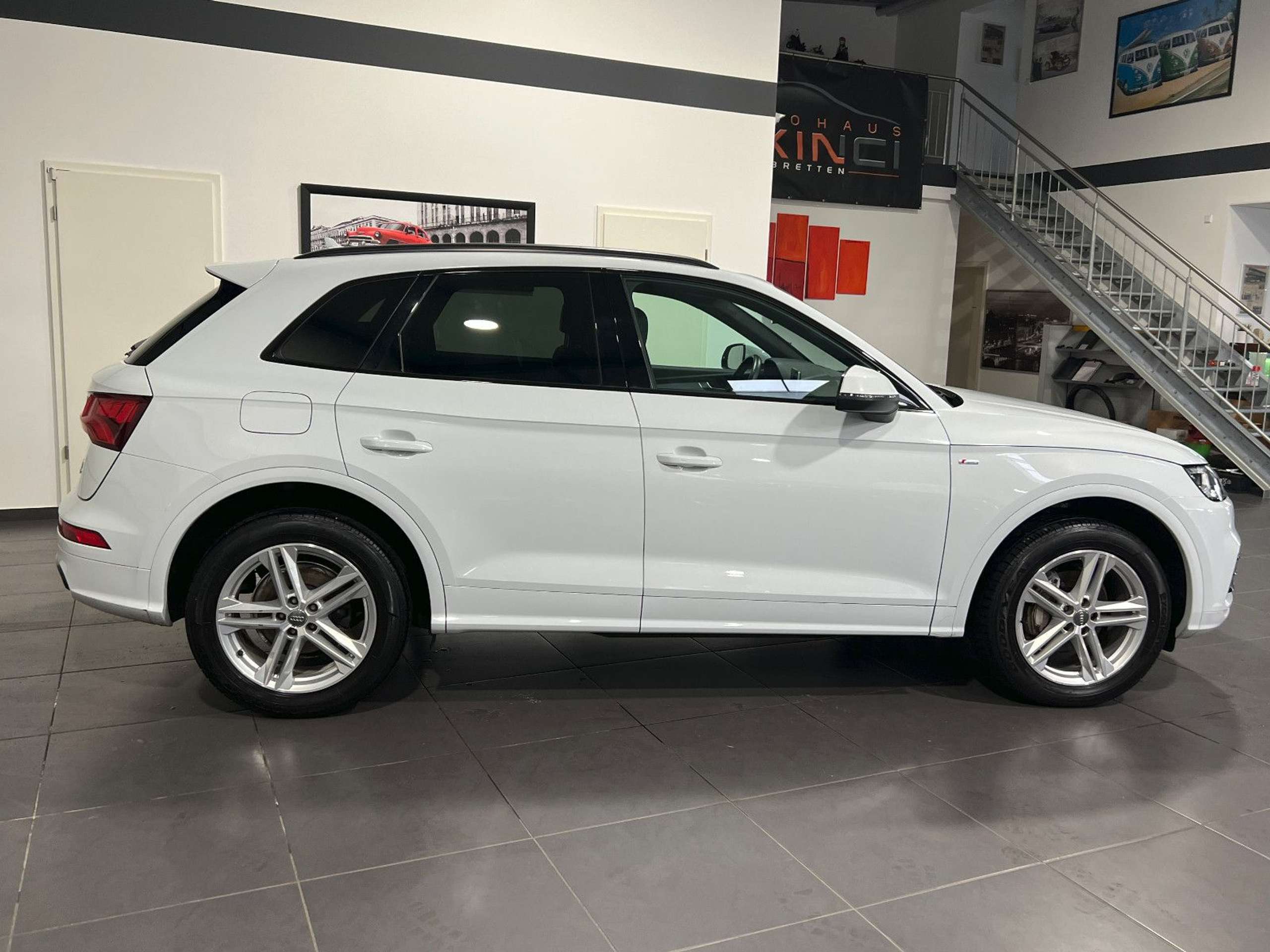 Audi - Q5