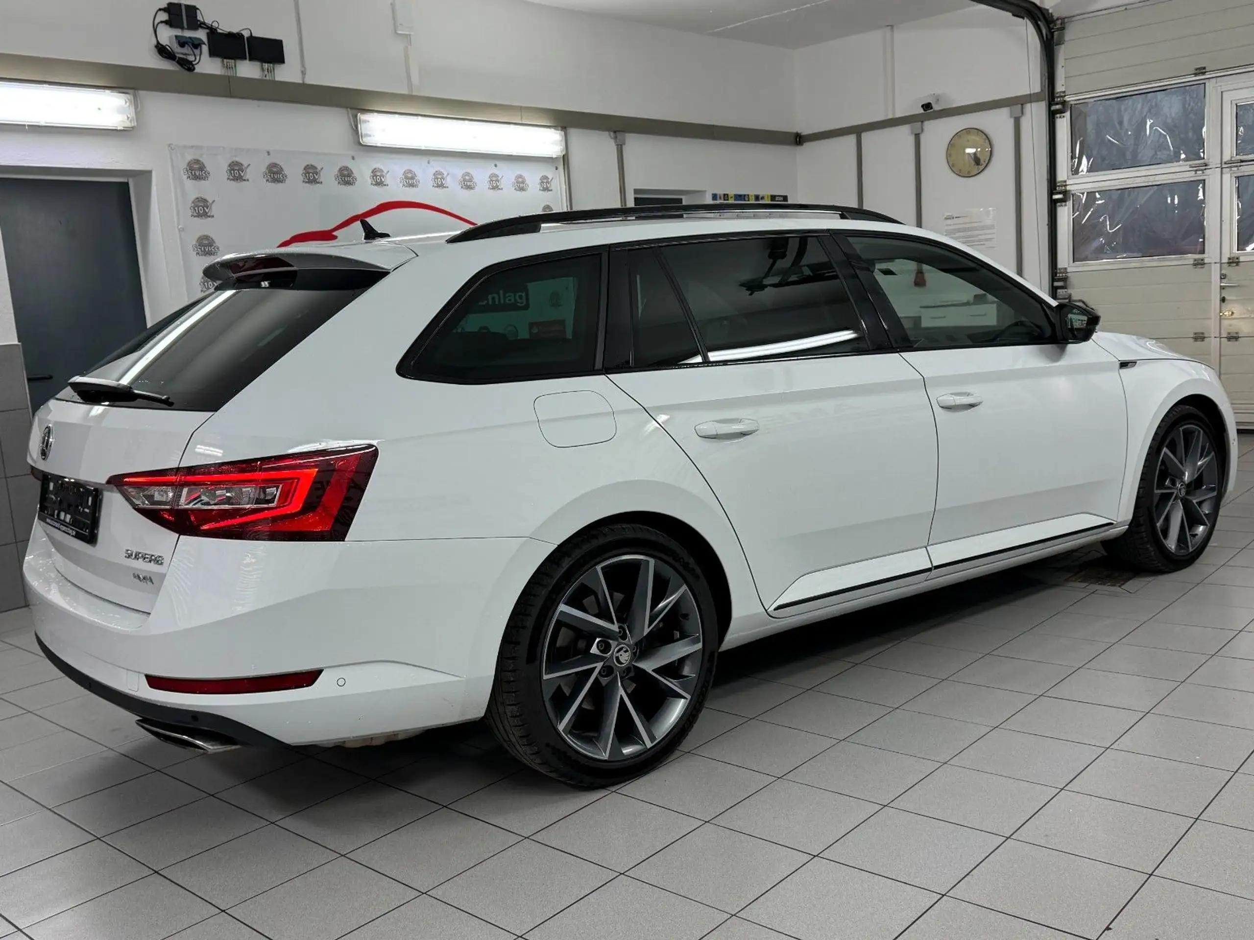 Skoda - Superb