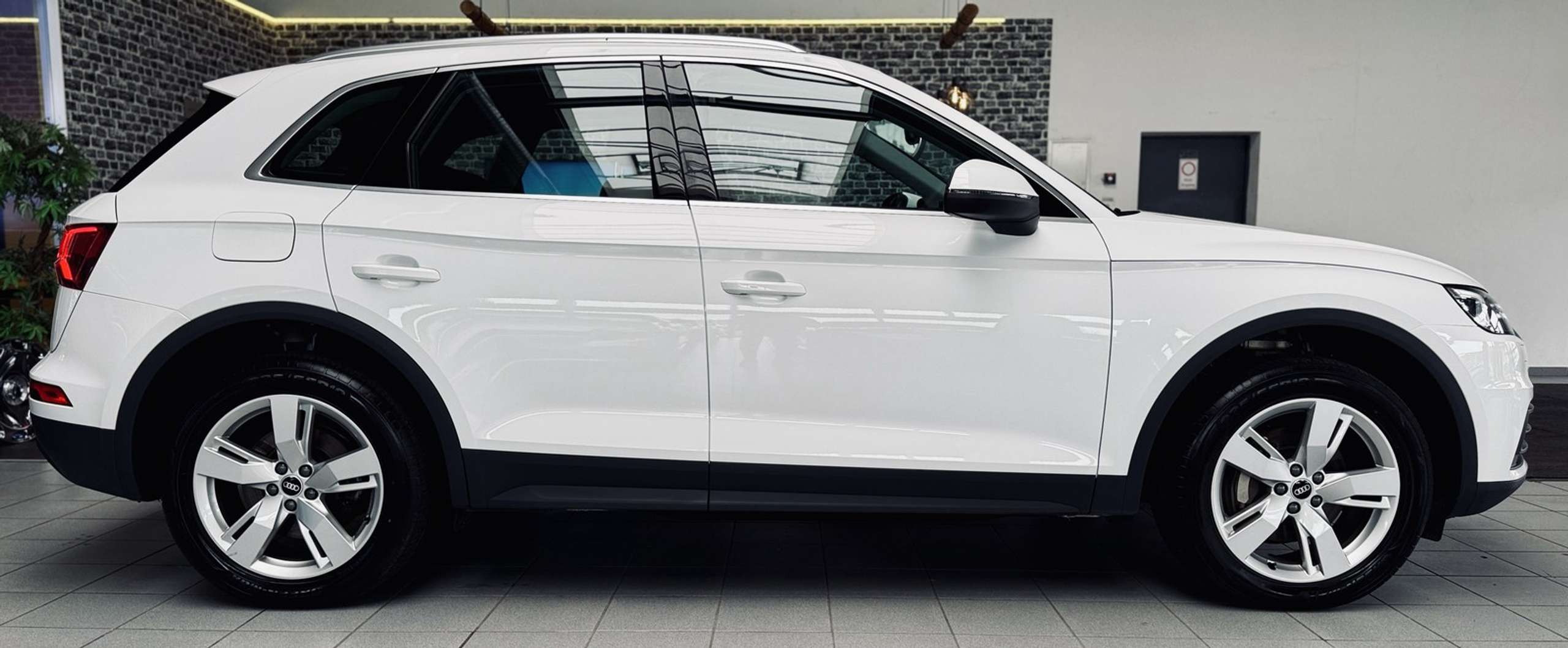 Audi - Q5