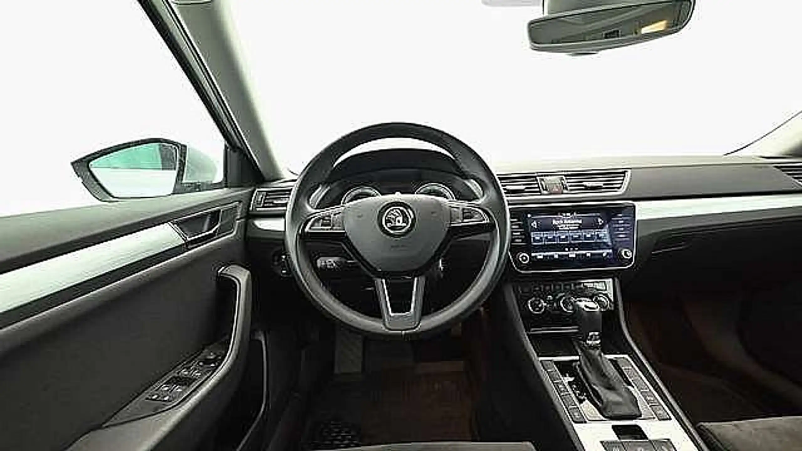 Skoda - Superb