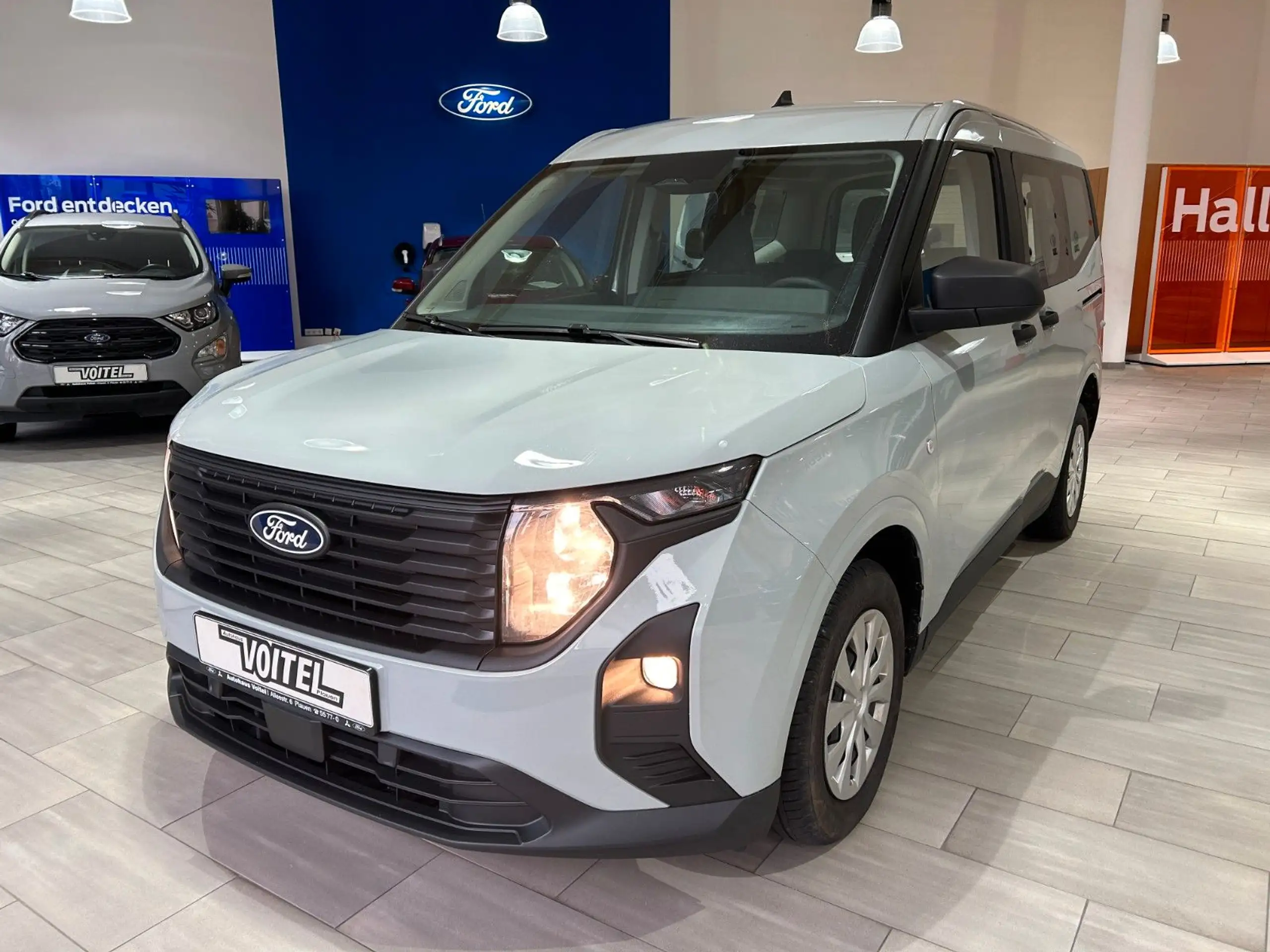 Ford - Tourneo Courier