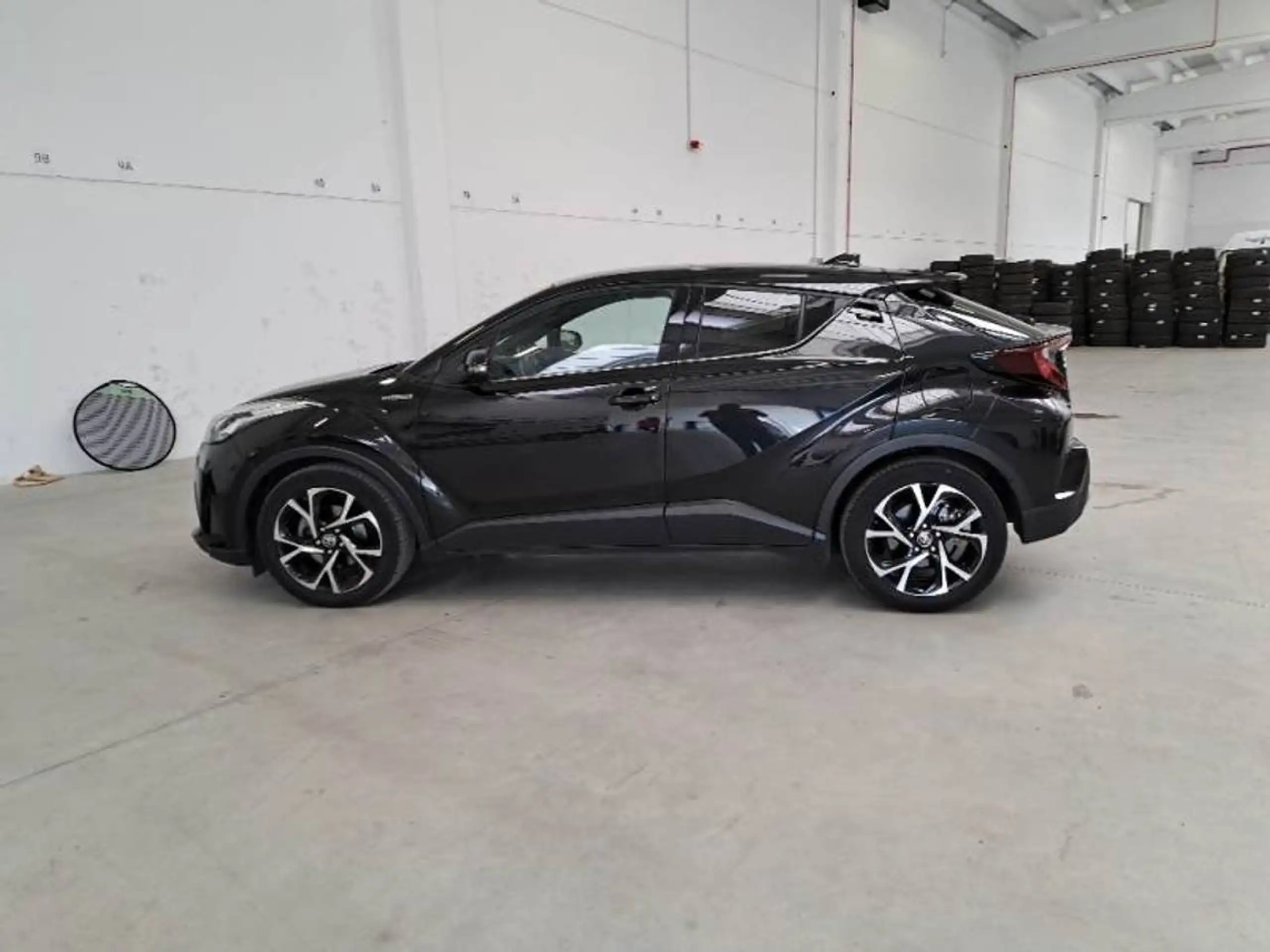 Toyota - C-HR