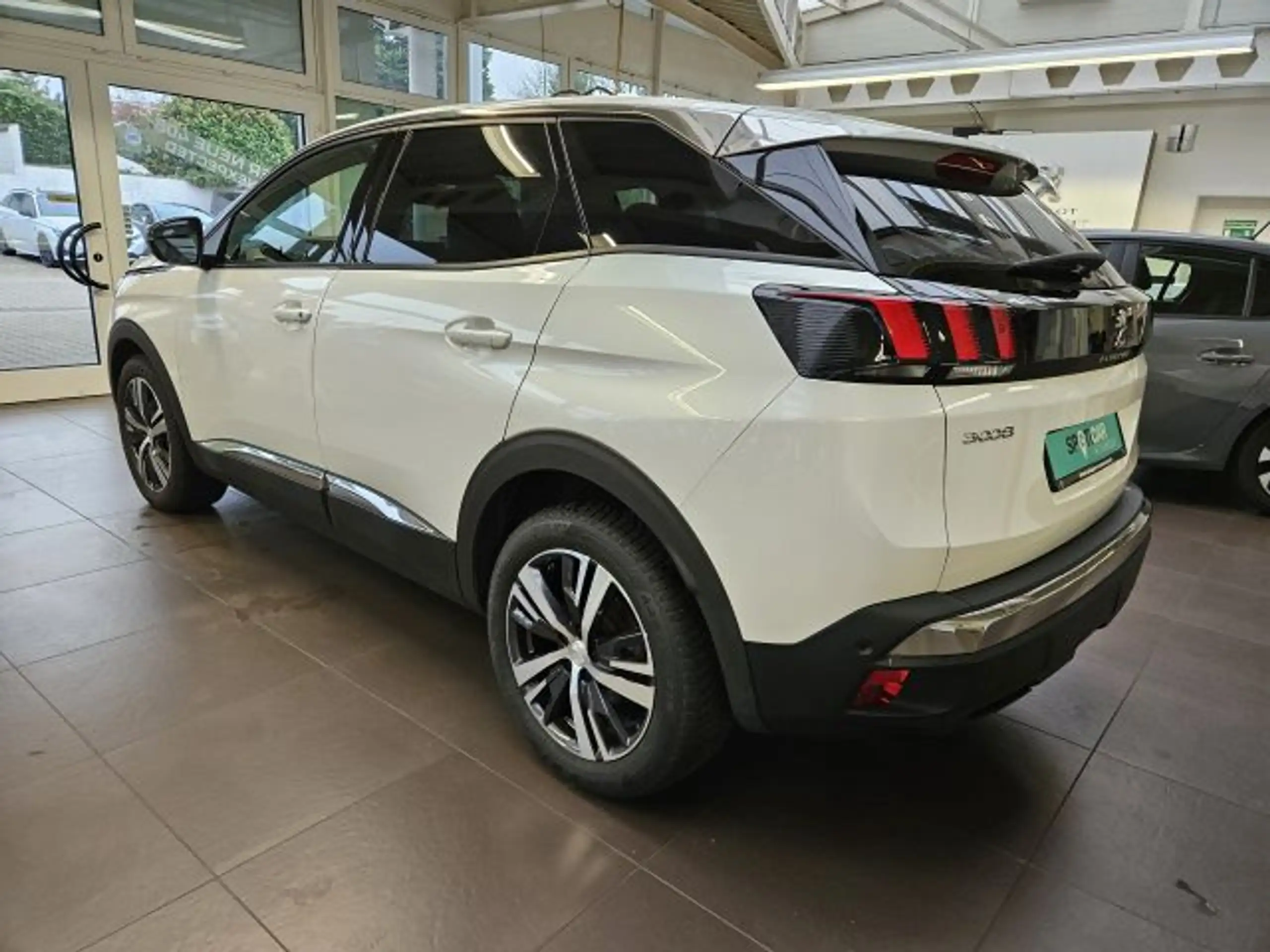 Peugeot - 3008