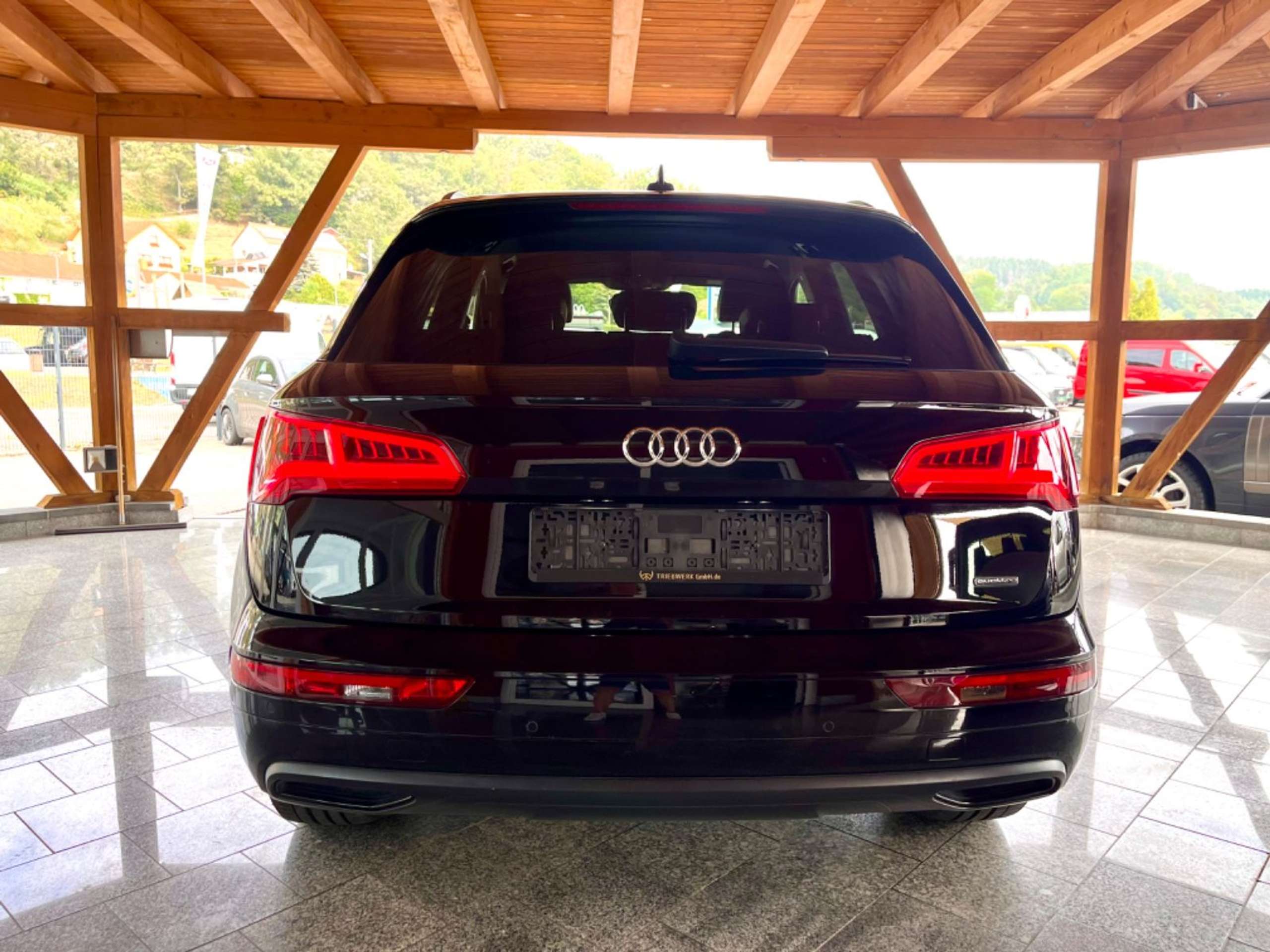 Audi - Q5