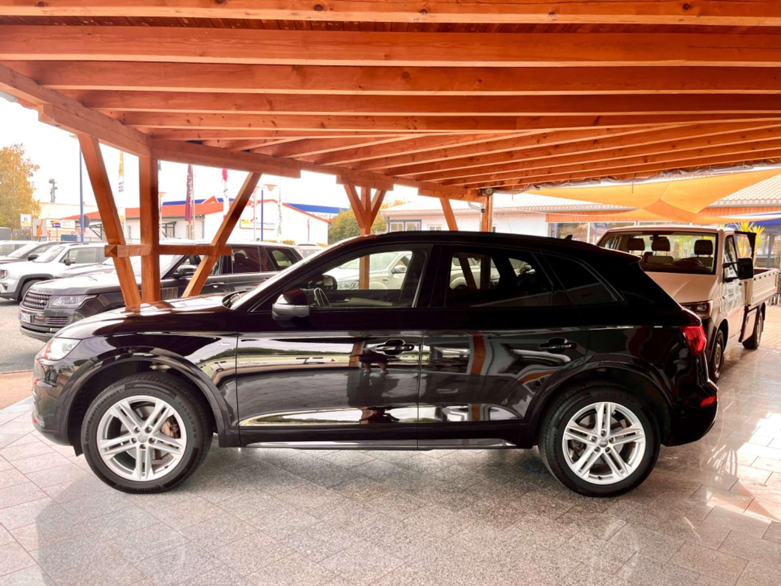 Audi - Q5