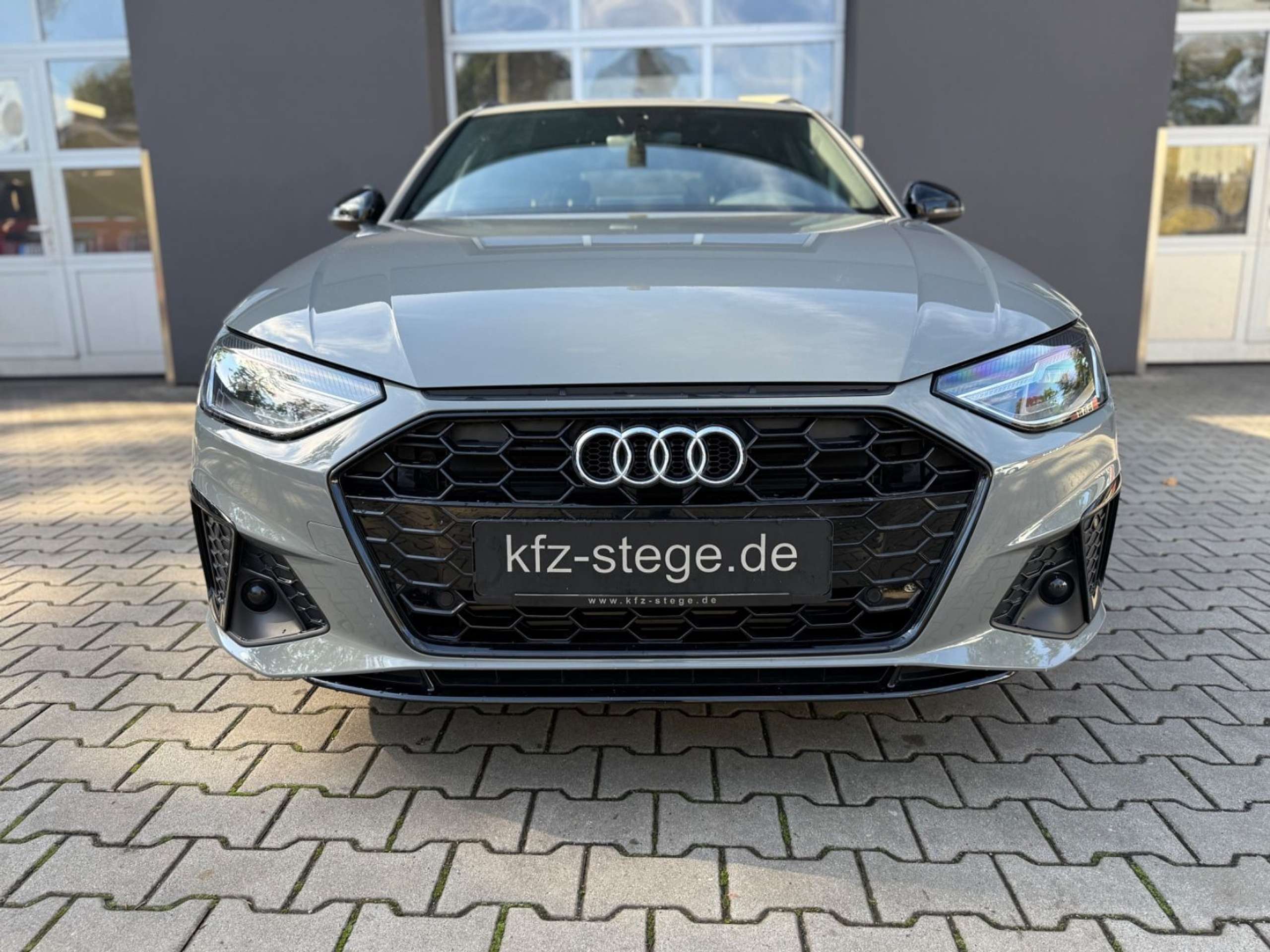 Audi - A4