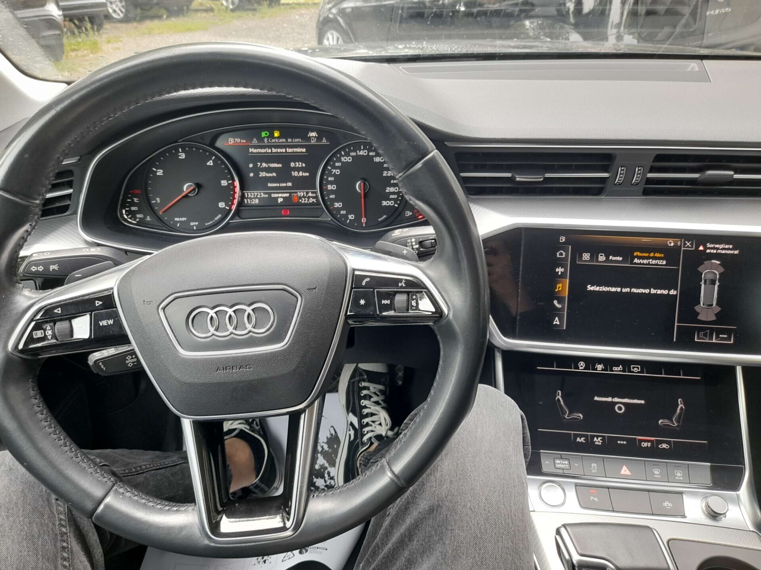 Audi - A6