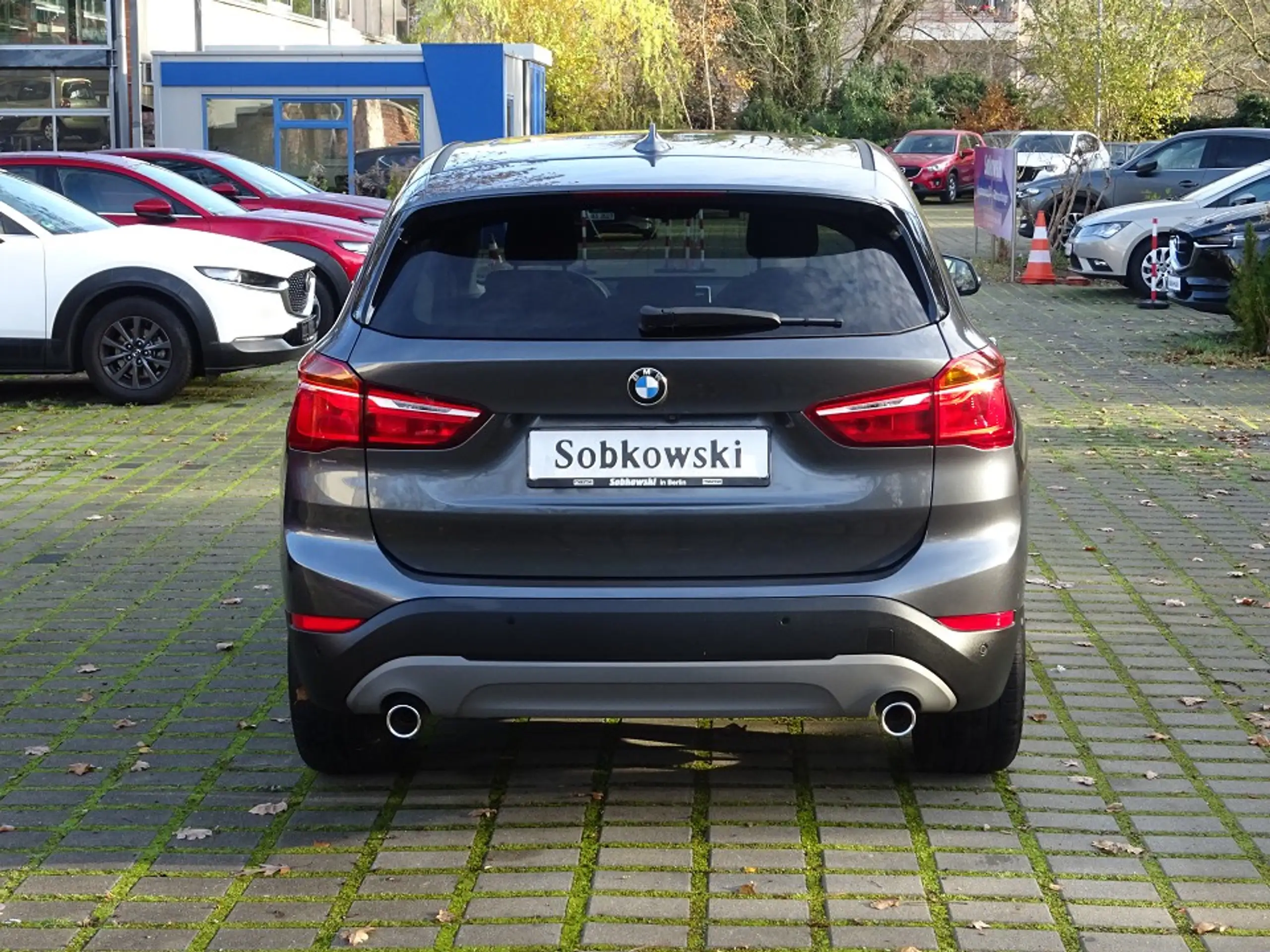 BMW - X1