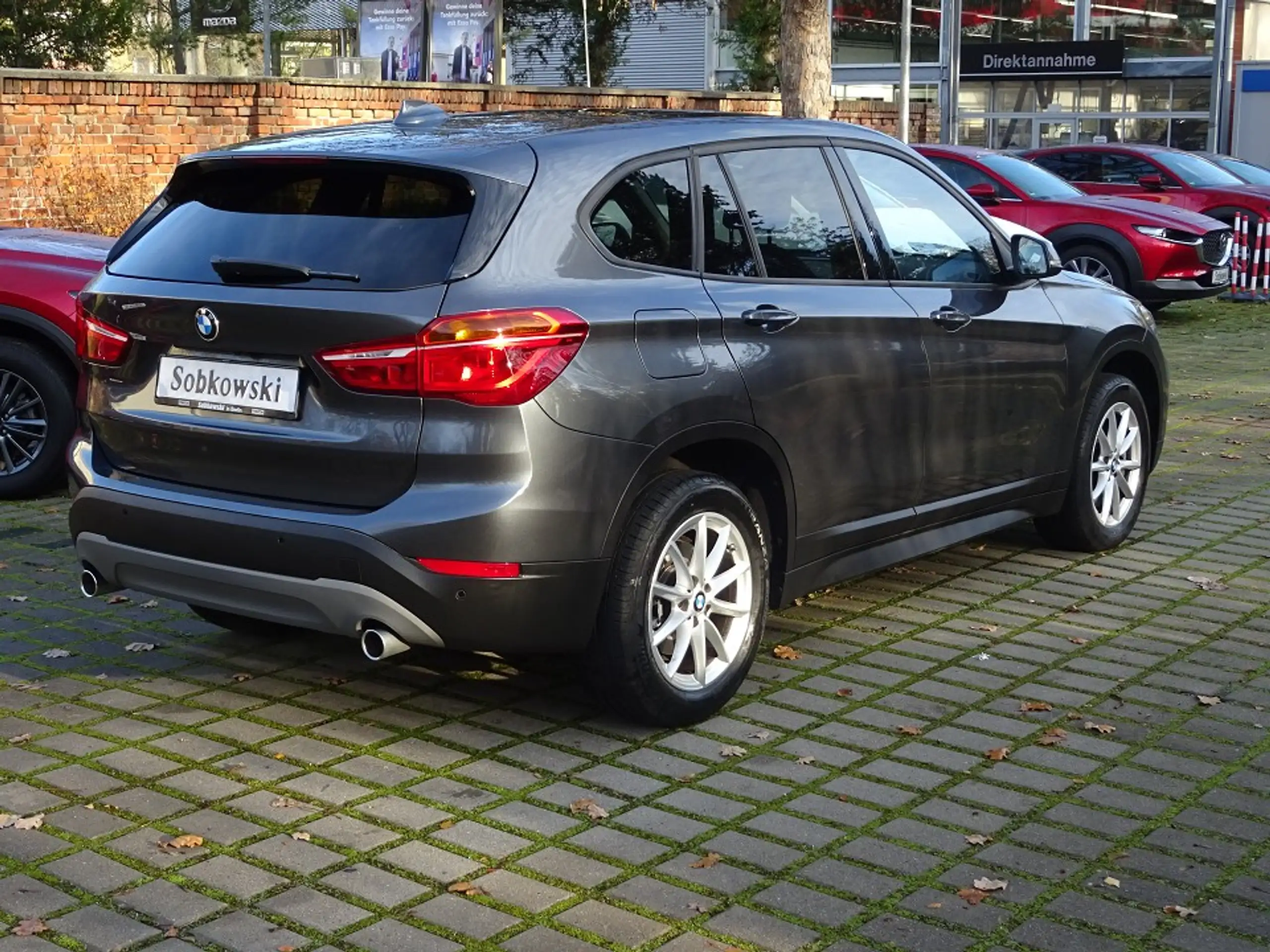 BMW - X1