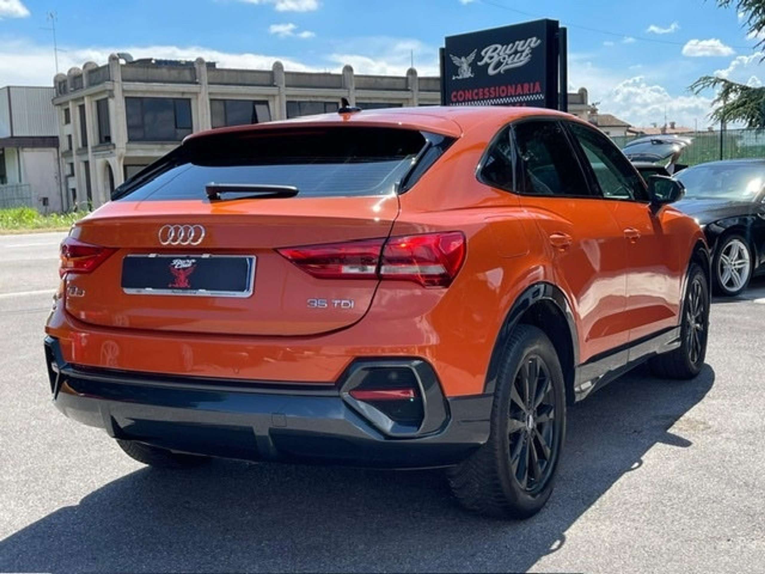 Audi - Q3