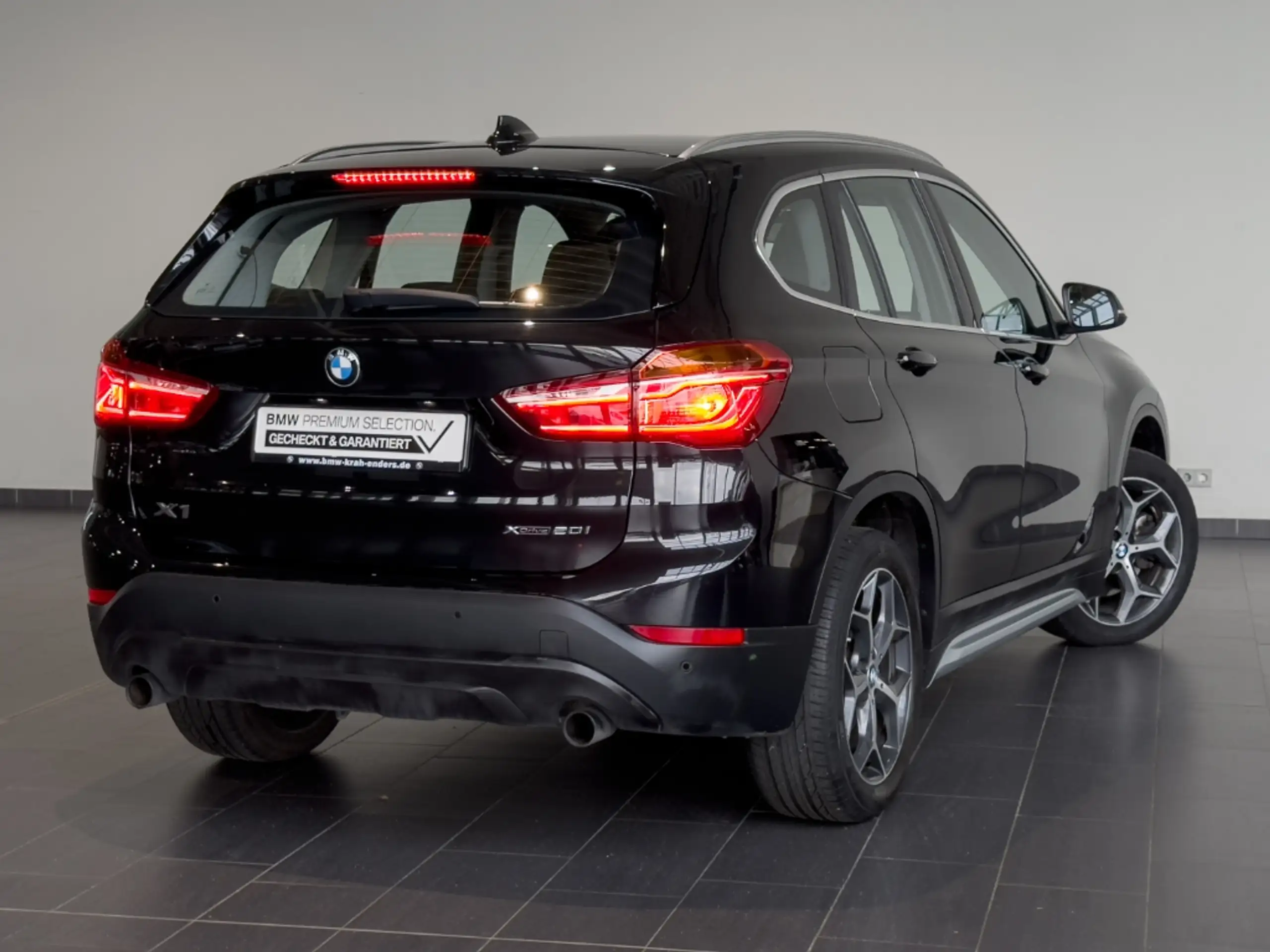 BMW - X1