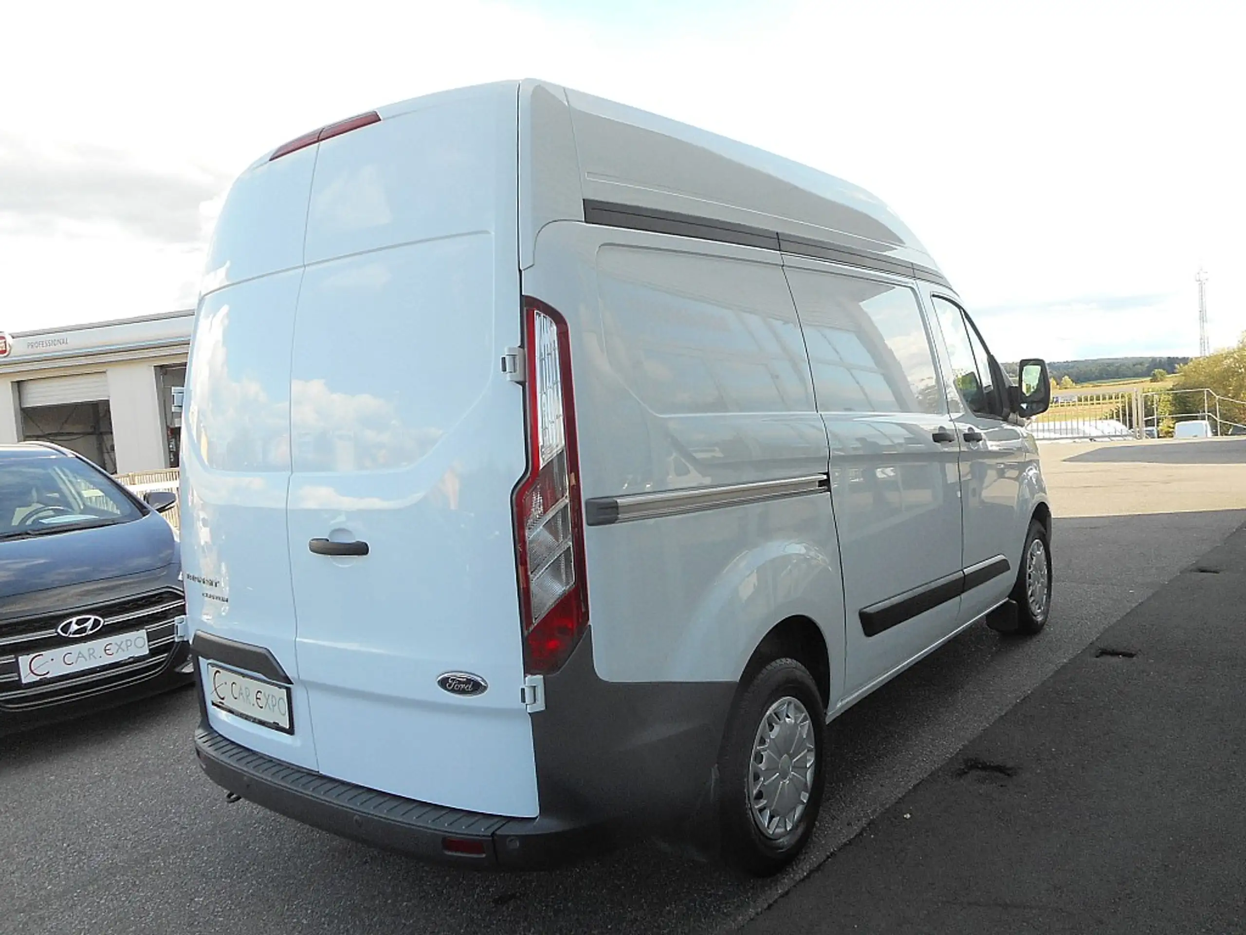 Ford - Transit Custom