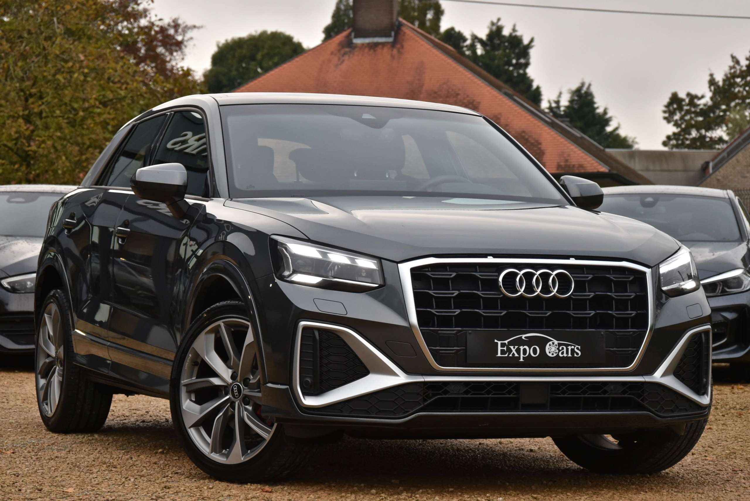 Audi - Q2