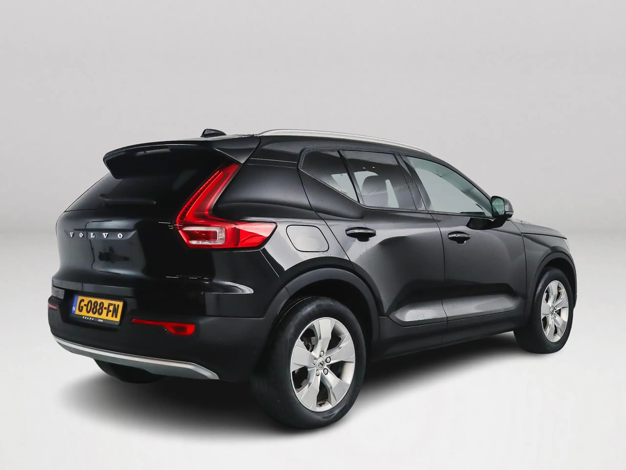 Volvo - XC40