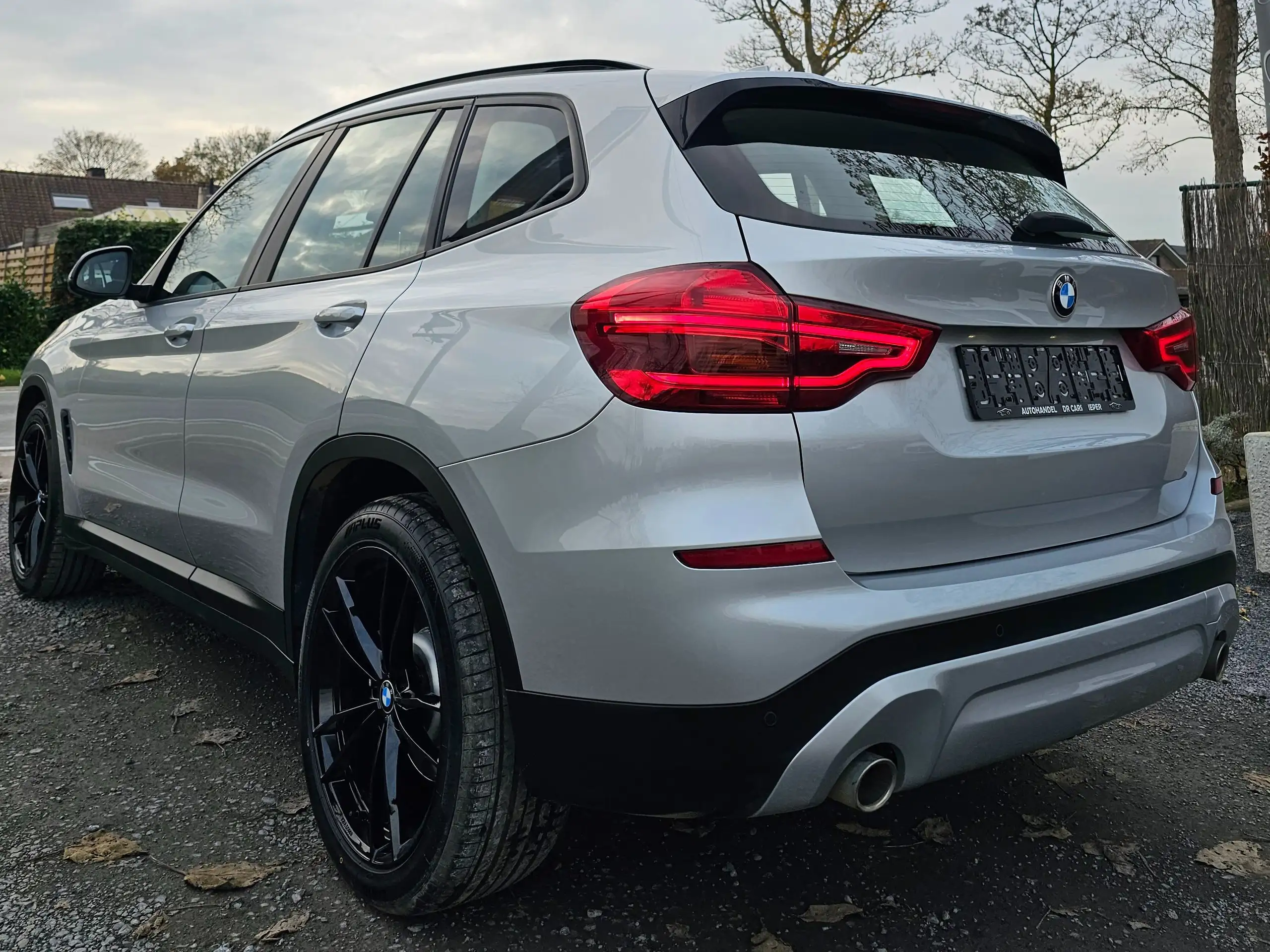 BMW - X3