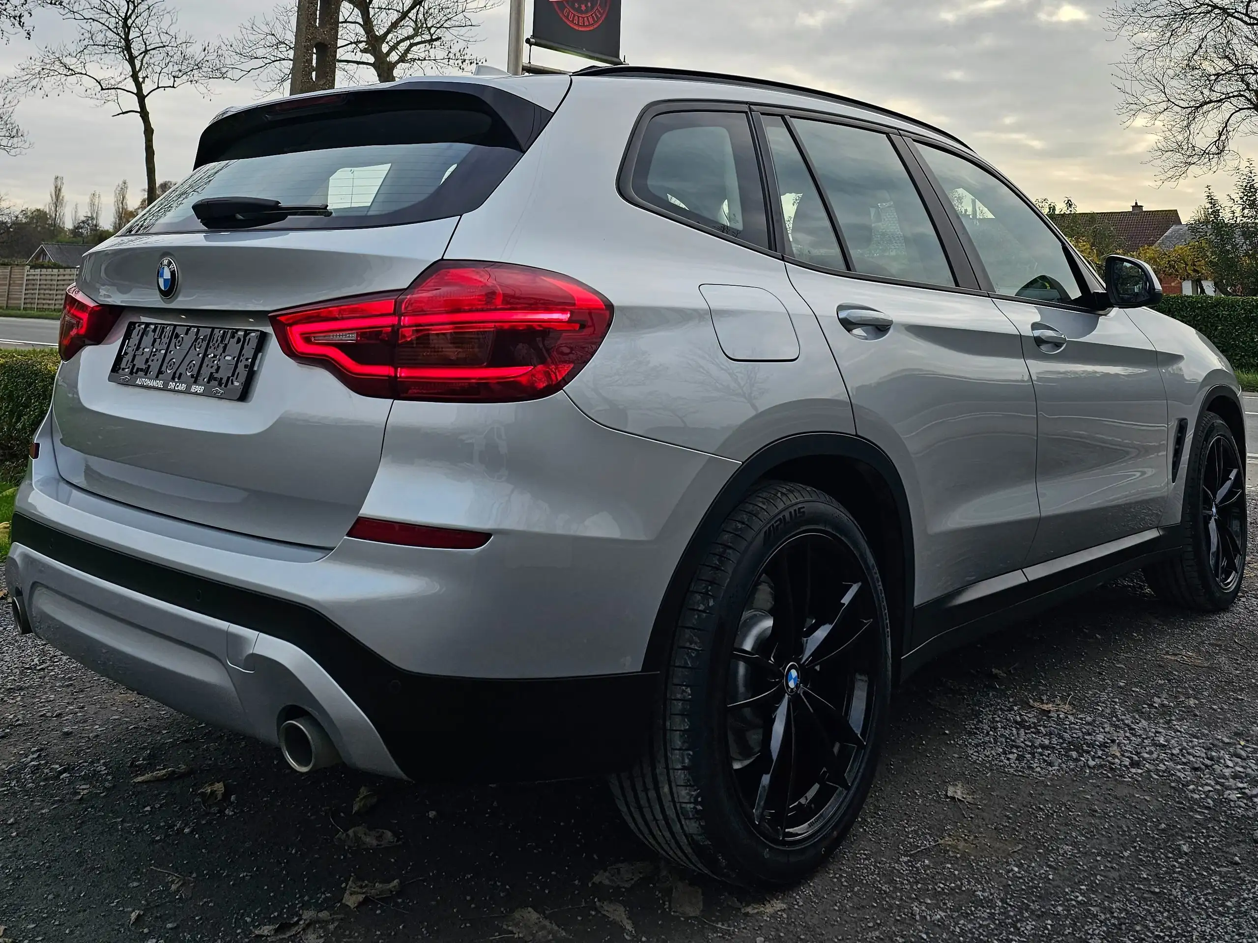 BMW - X3