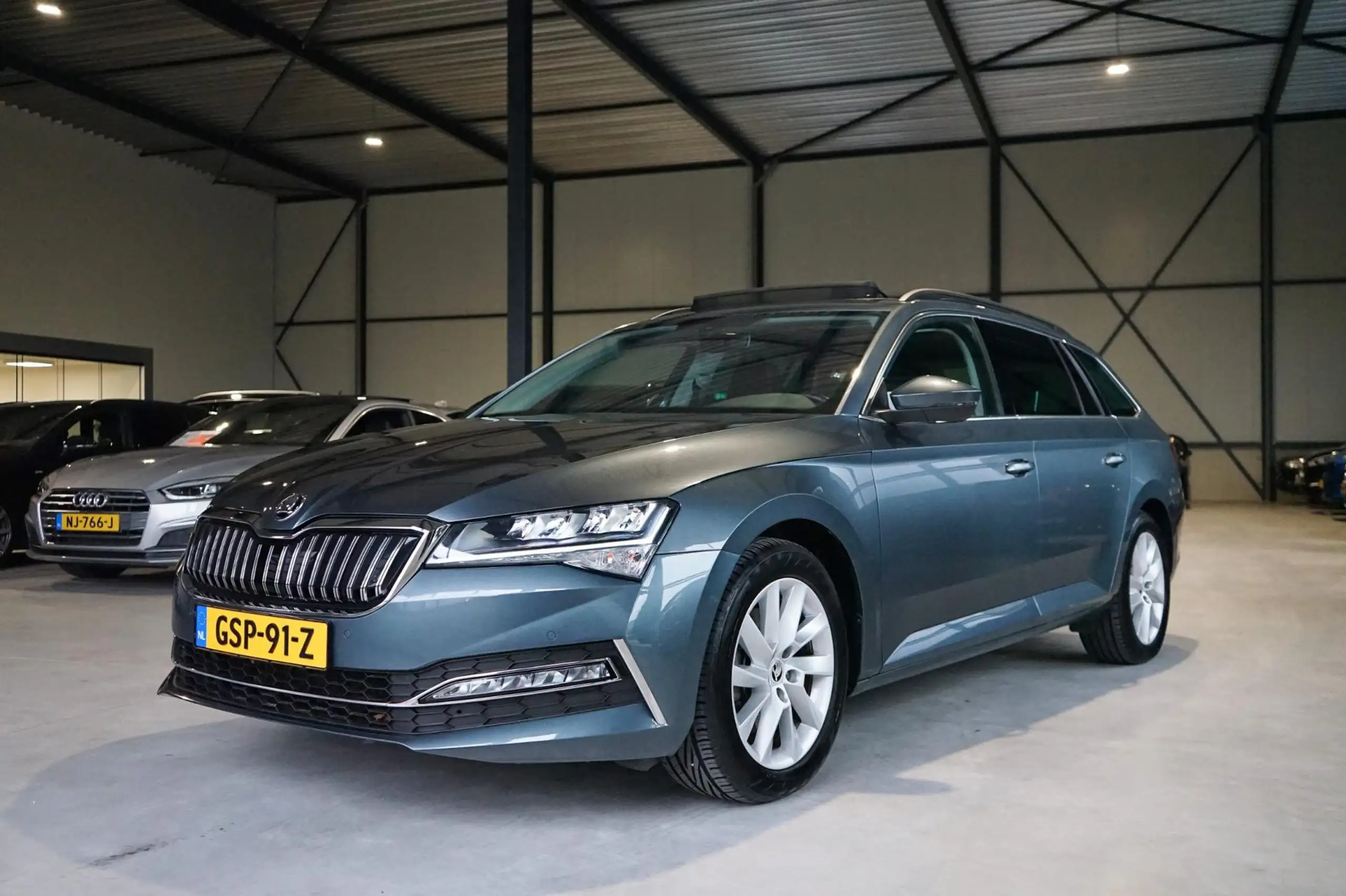 Skoda - Superb