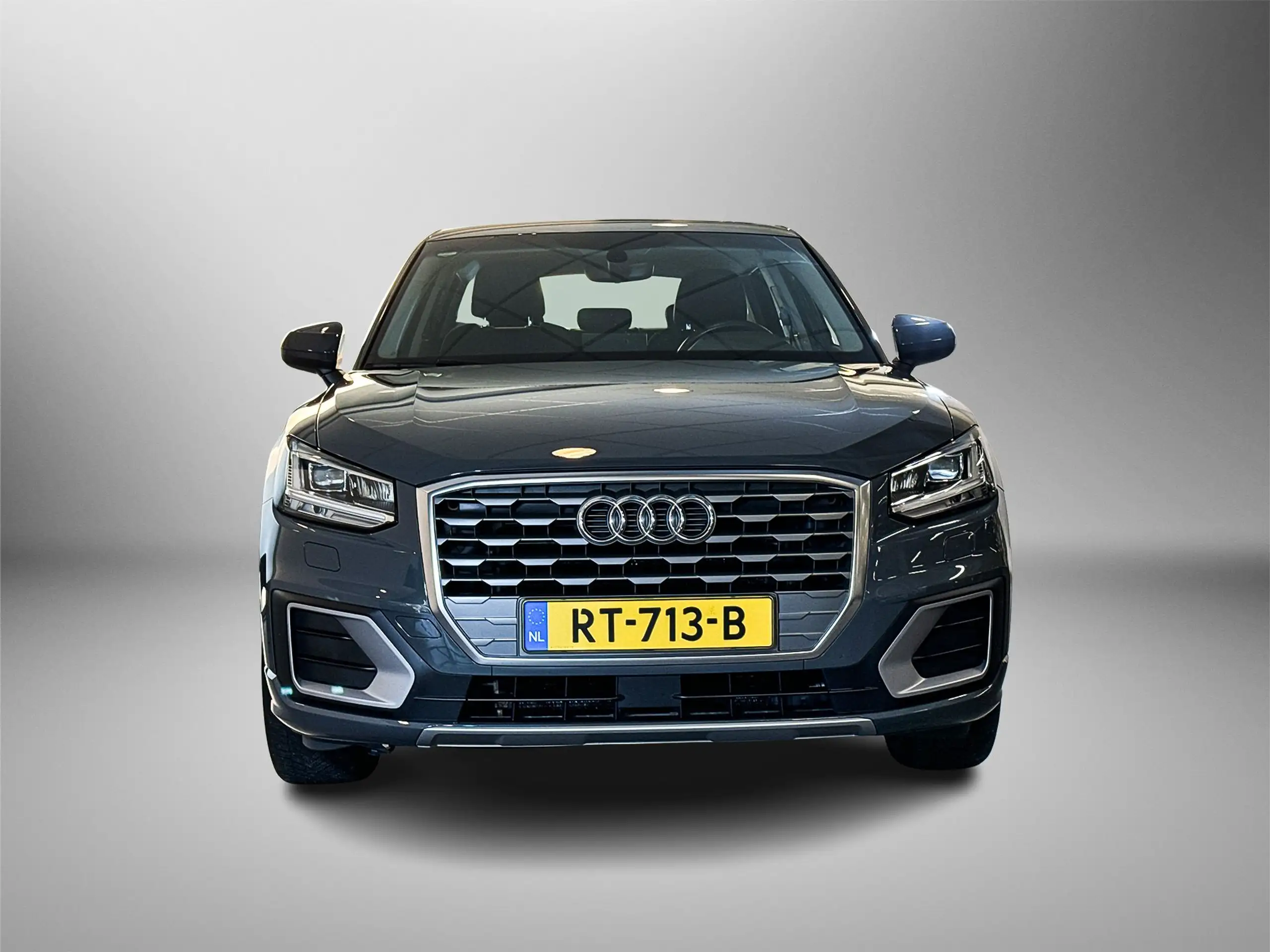 Audi - Q2