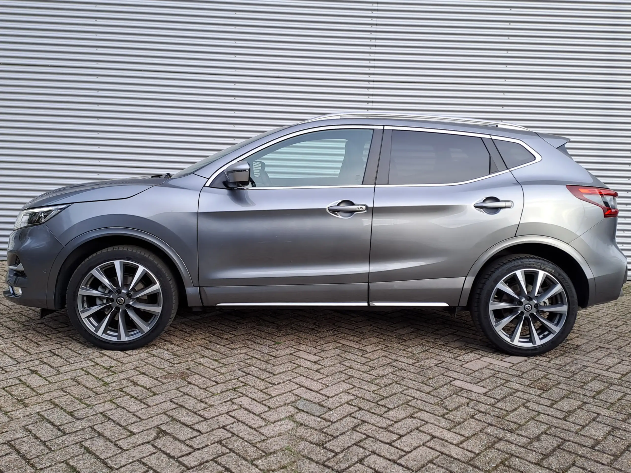 Nissan - Qashqai