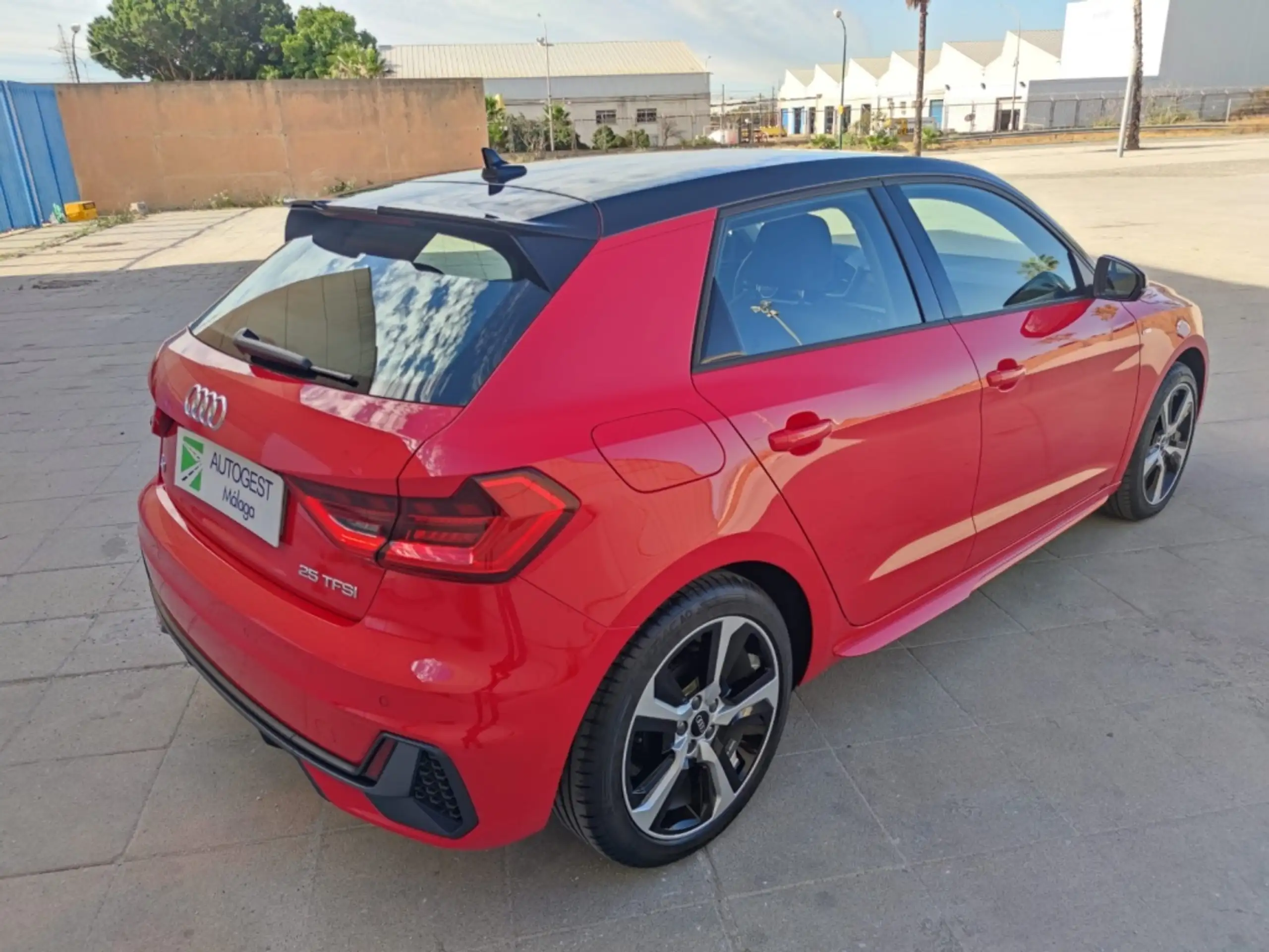 Audi - A1